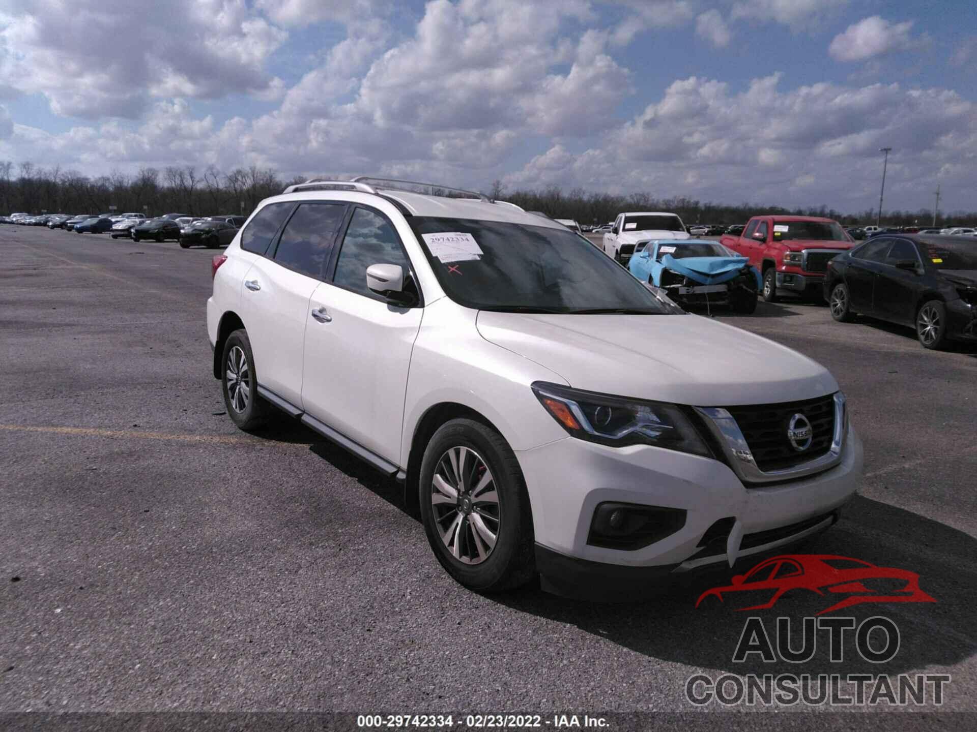 NISSAN PATHFINDER 2017 - 5N1DR2MN0HC911654