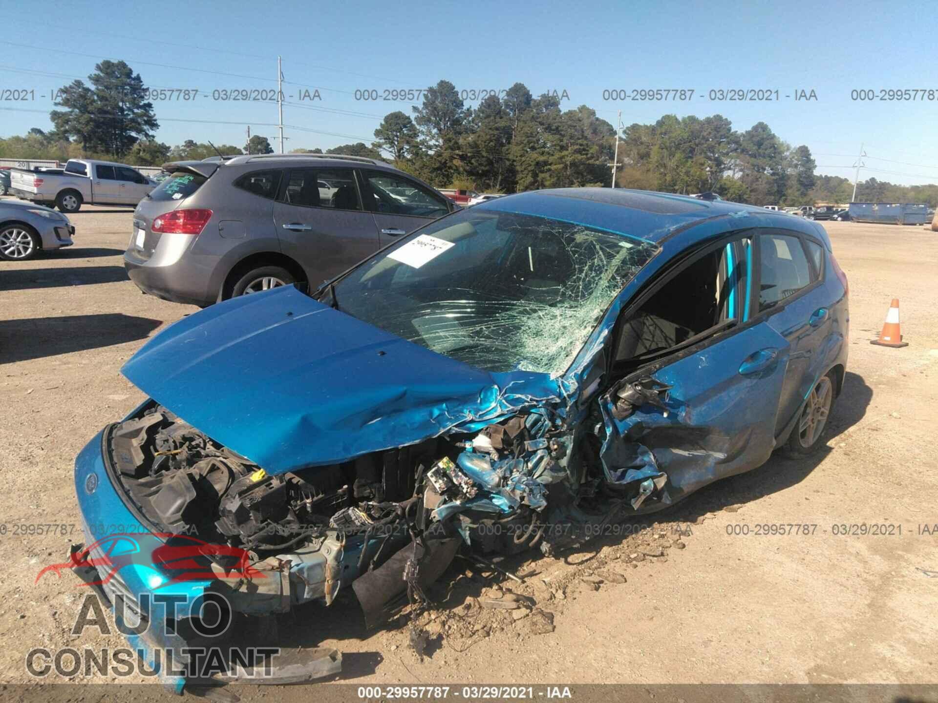 FORD FIESTA 2017 - 3FADP4EJ9HM169910