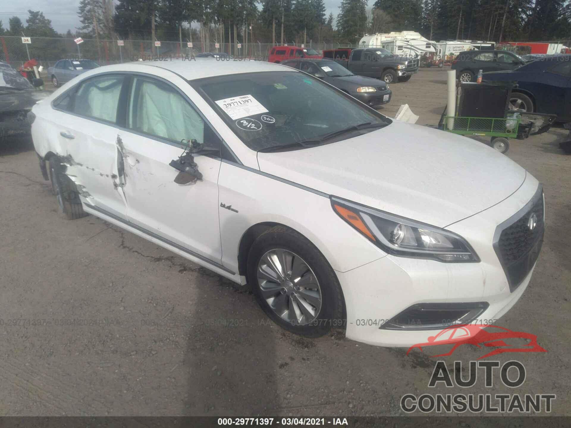 HYUNDAI SONATA HYBRID 2016 - KMHE24L11GA025632