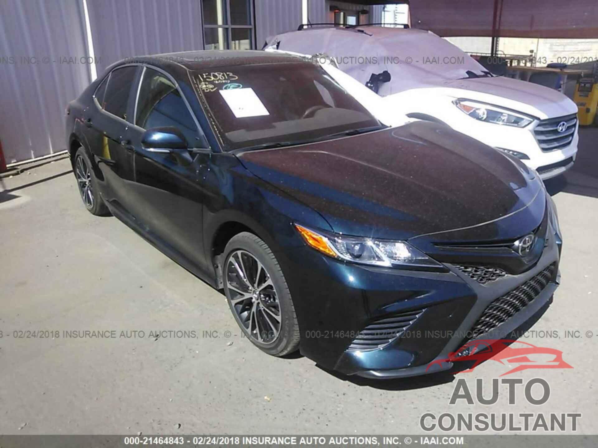 Toyota Camry 2018 - JTNB11HKXJ3023315