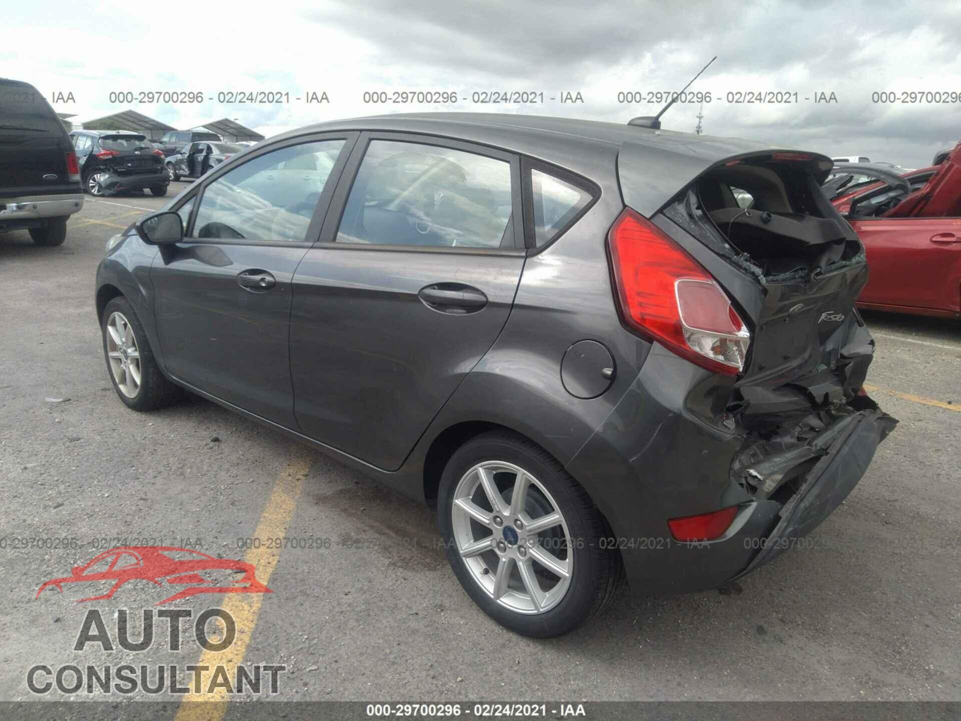 FORD FIESTA 2017 - 3FADP4EJ9HM103308