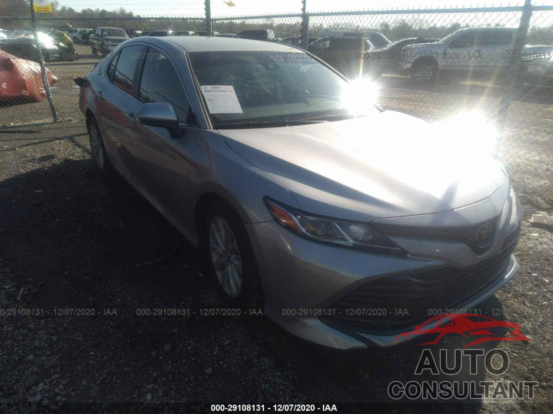 TOYOTA CAMRY 2019 - 4T1B11HK1KU199570