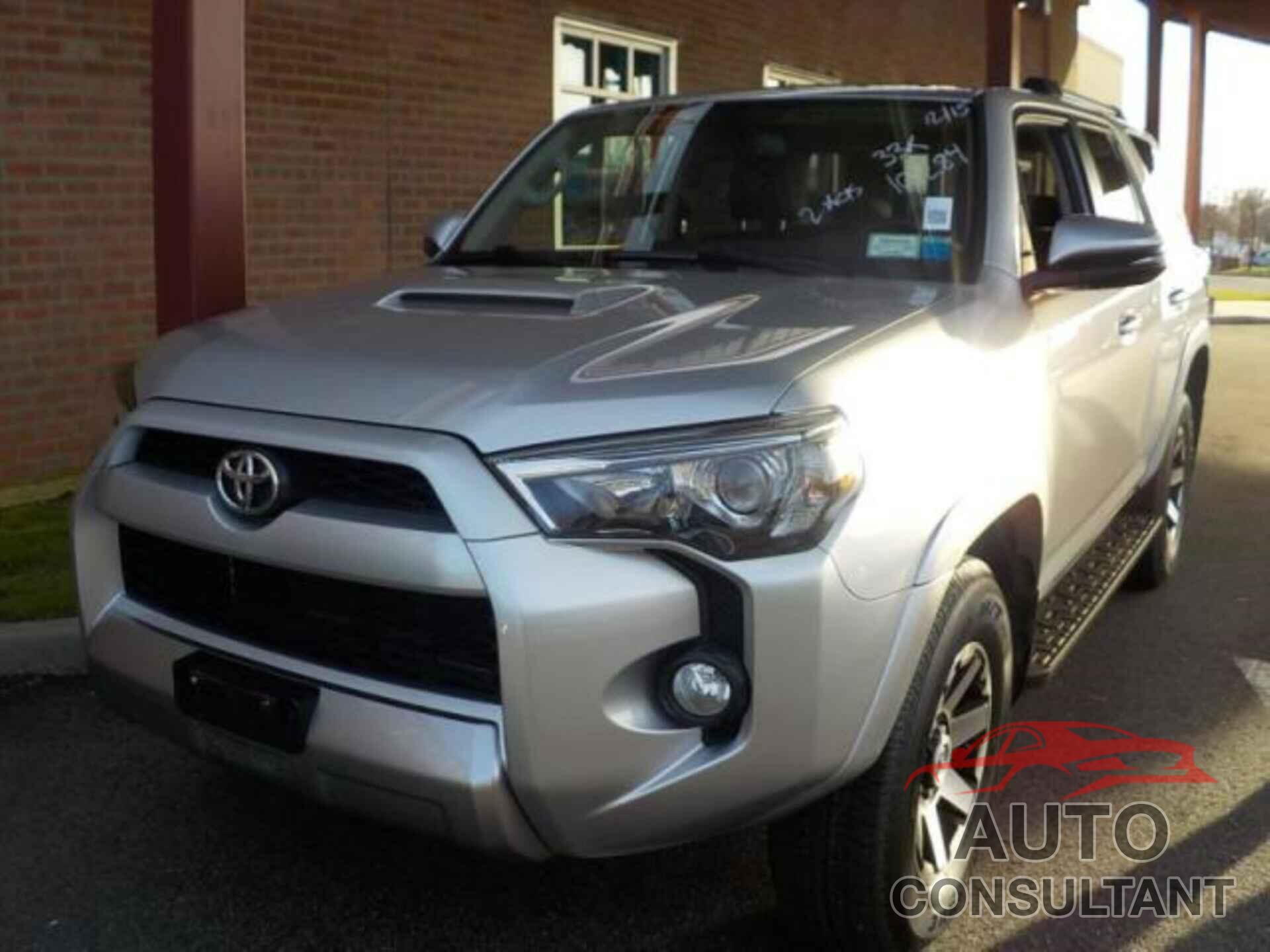 TOYOTA 4RUNNER 2018 - JTEBU5JR1J5508307