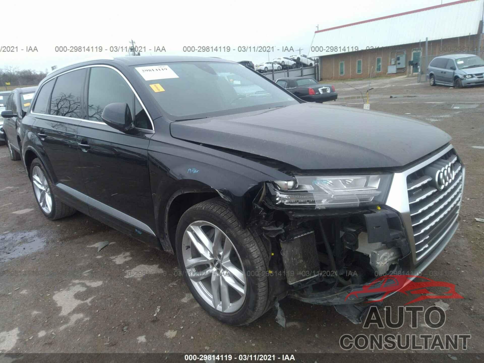 AUDI Q7 2018 - WA1VAAF78JD020353