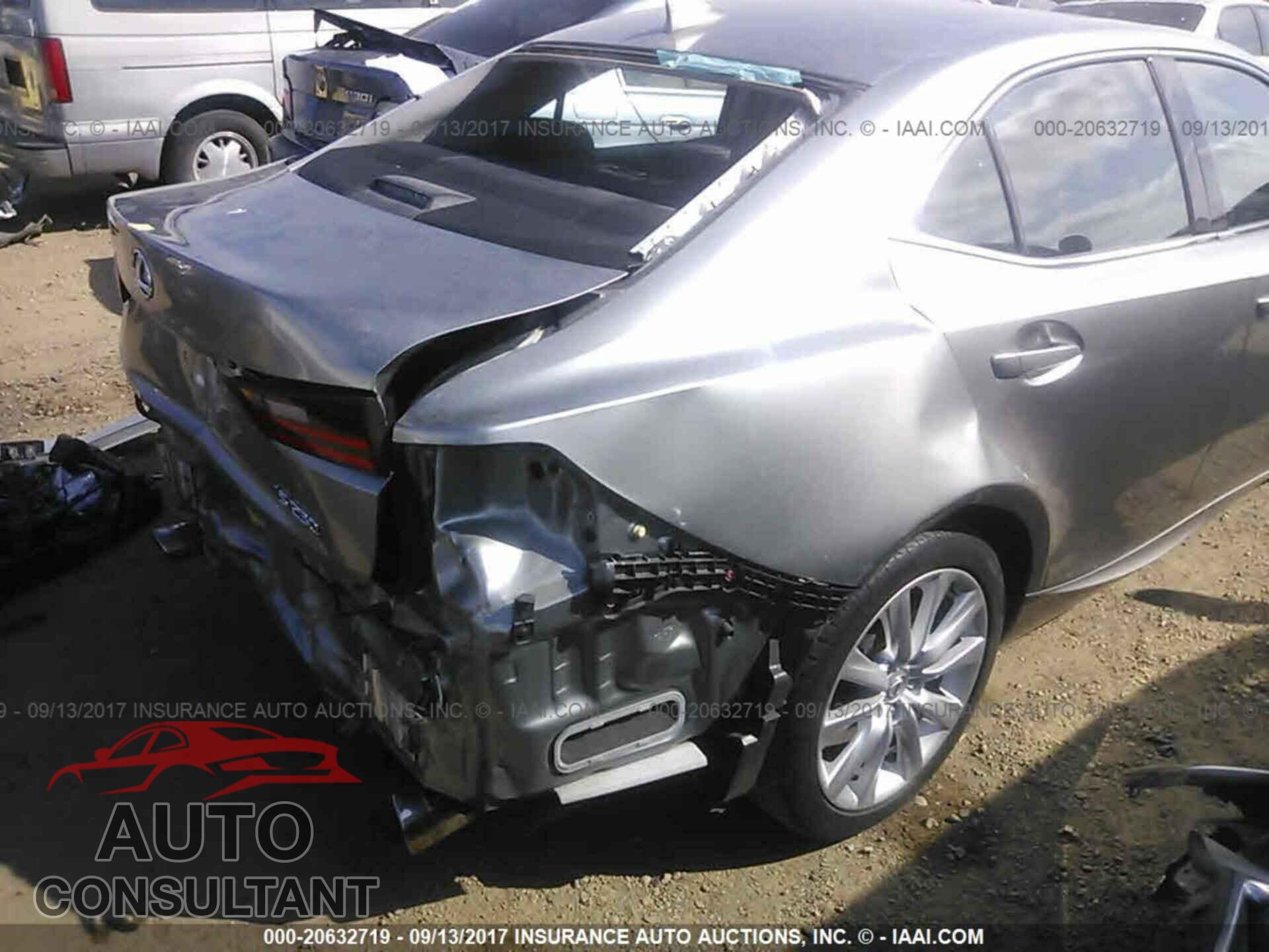Lexus Is 2015 - JTHBF1D29F5077033
