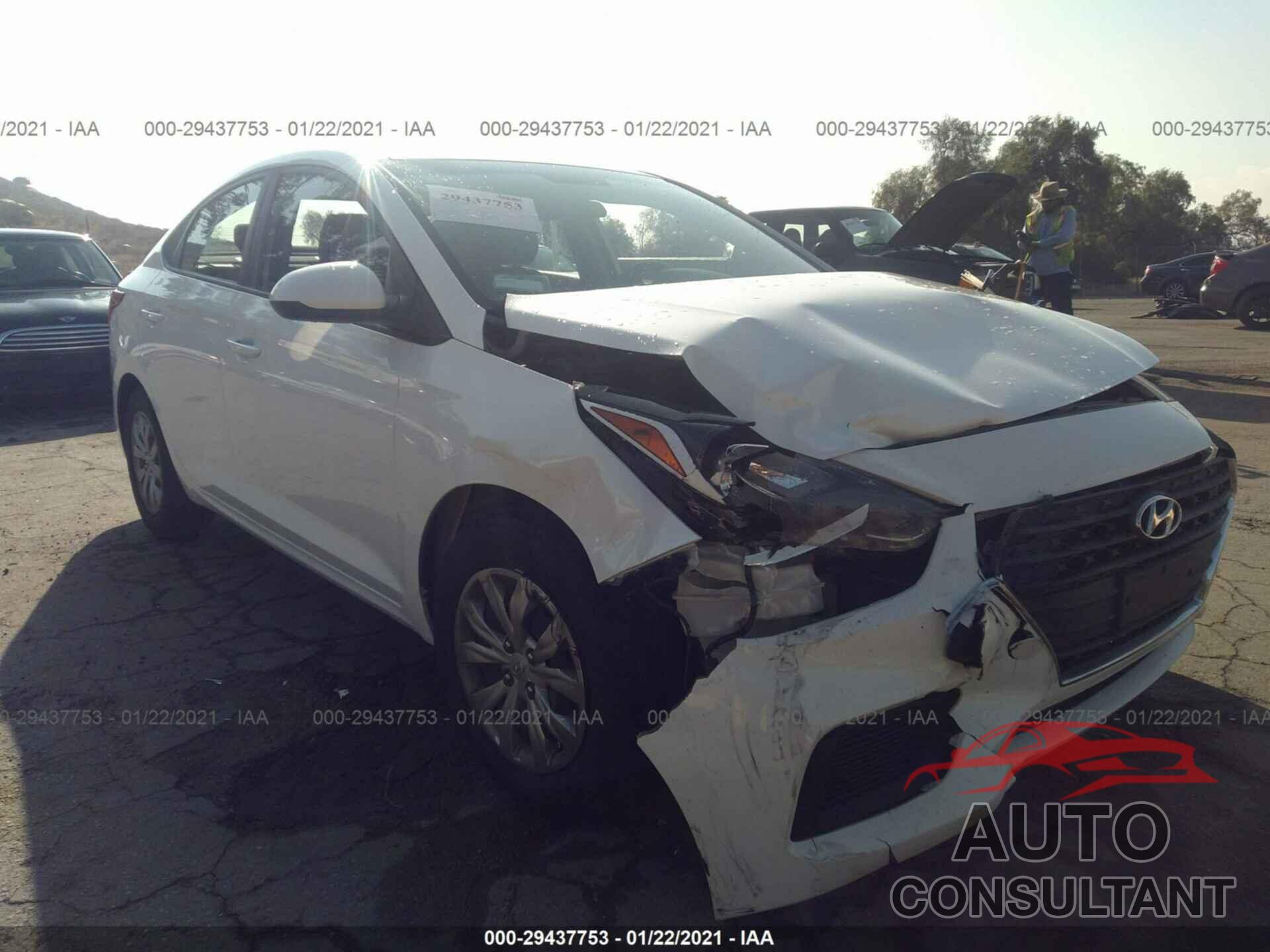 HYUNDAI ACCENT 2018 - 3KPC24A38JE025325
