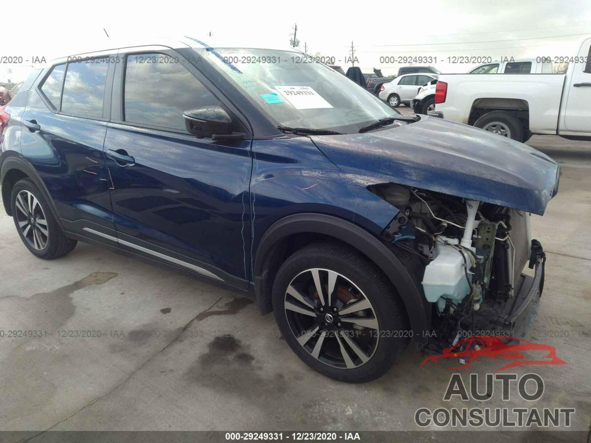 NISSAN KICKS 2018 - 3N1CP5CU0JL510022