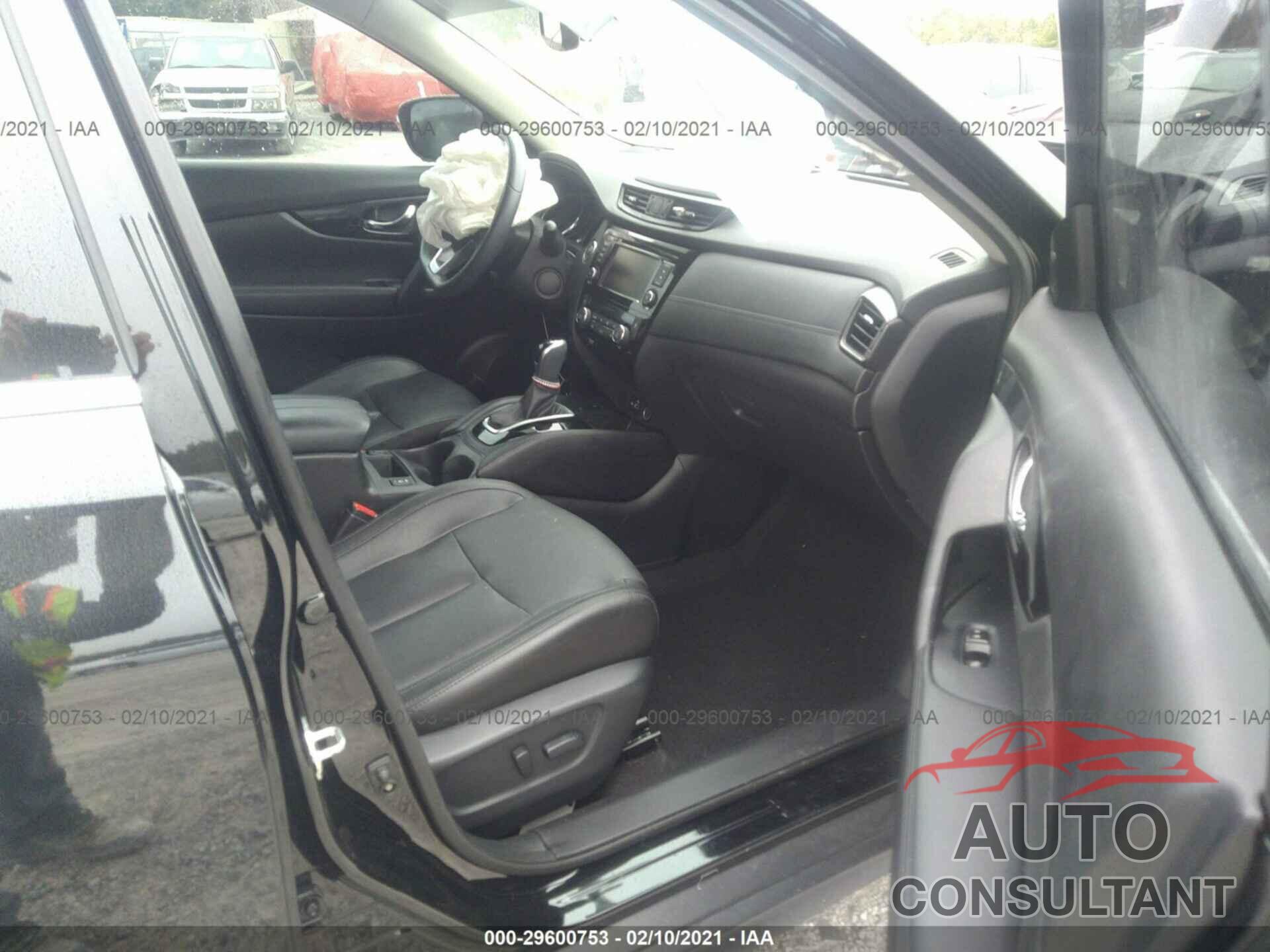 NISSAN ROGUE 2019 - 5N1AT2MT0KC777058