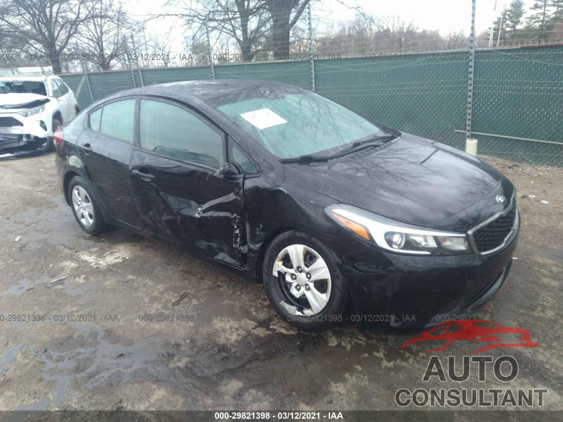 KIA FORTE 2018 - 3KPFK4A77JE167620