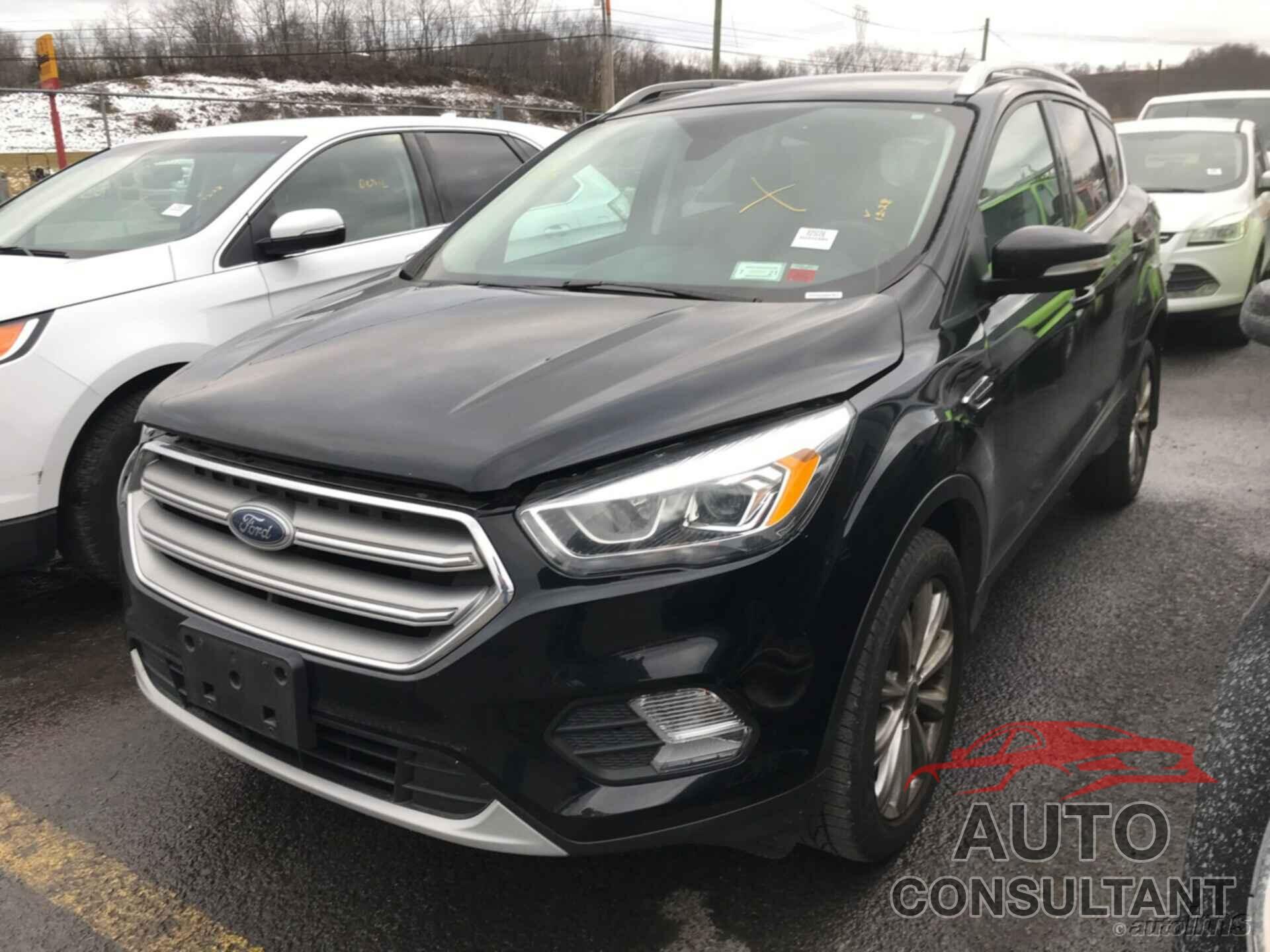 FORD ESCAPE 2017 - 1FMCU9J98HUE76659