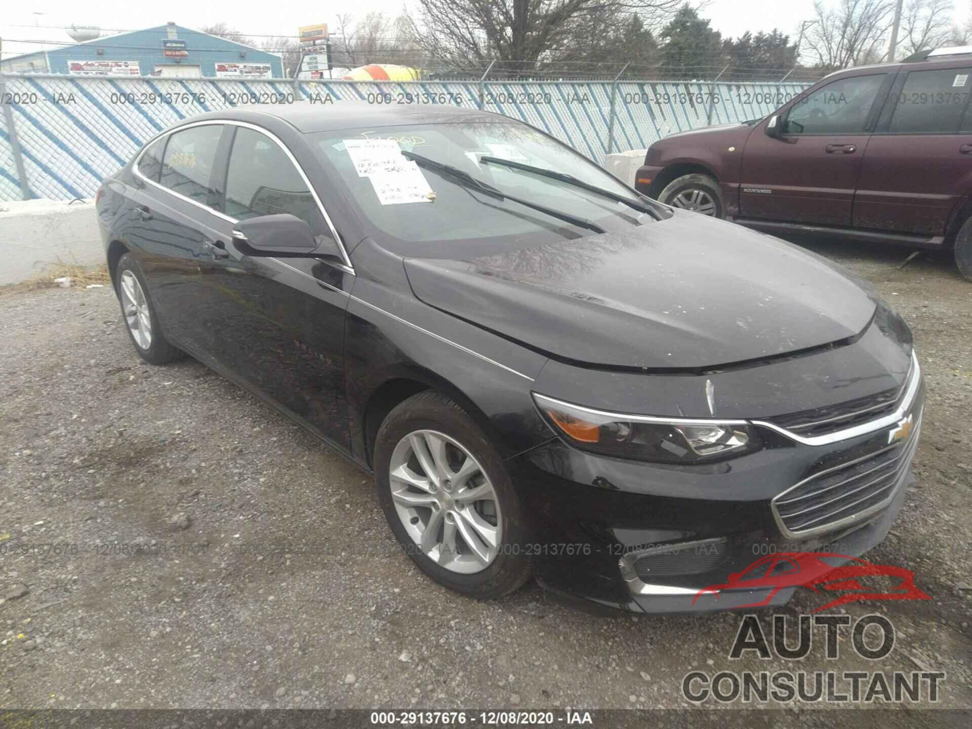 CHEVROLET MALIBU 2018 - 1G1ZD5STXJF179431