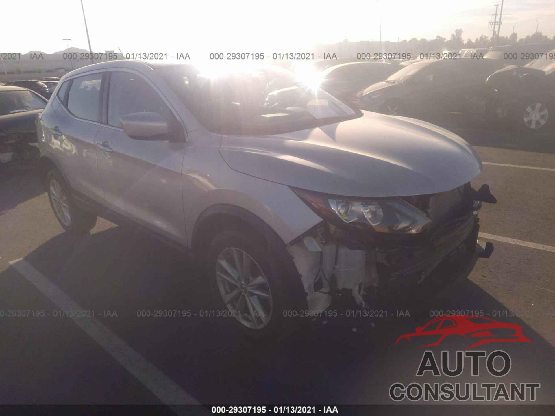 NISSAN ROGUE SPORT 2017 - JN1BJ1CPXHW017663