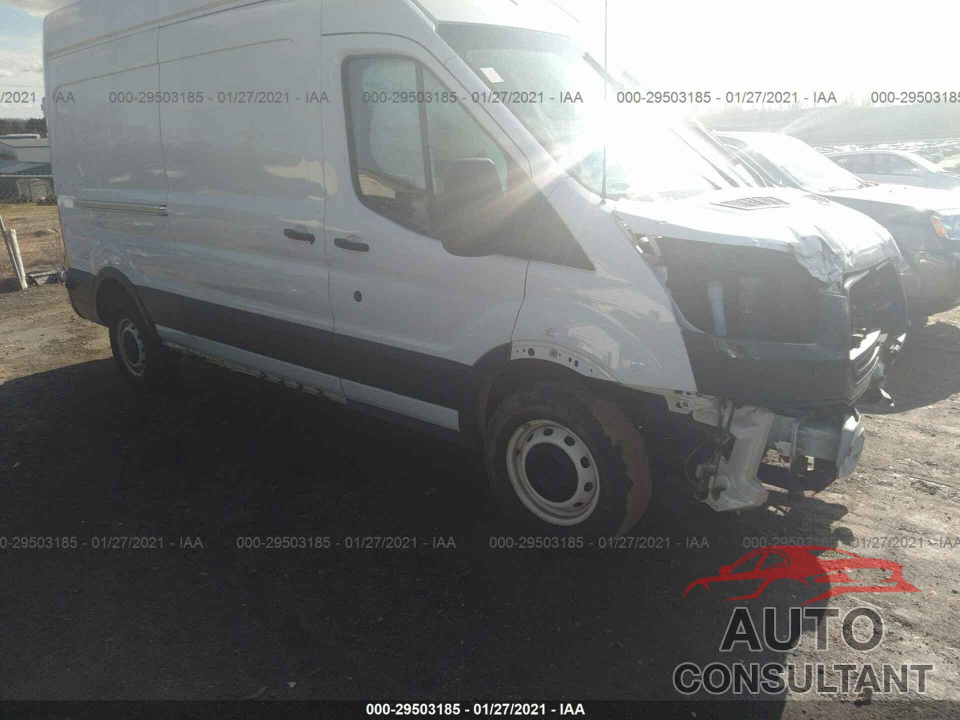 FORD TRANSIT VAN 2018 - 1FTYR2XM1JKA99544