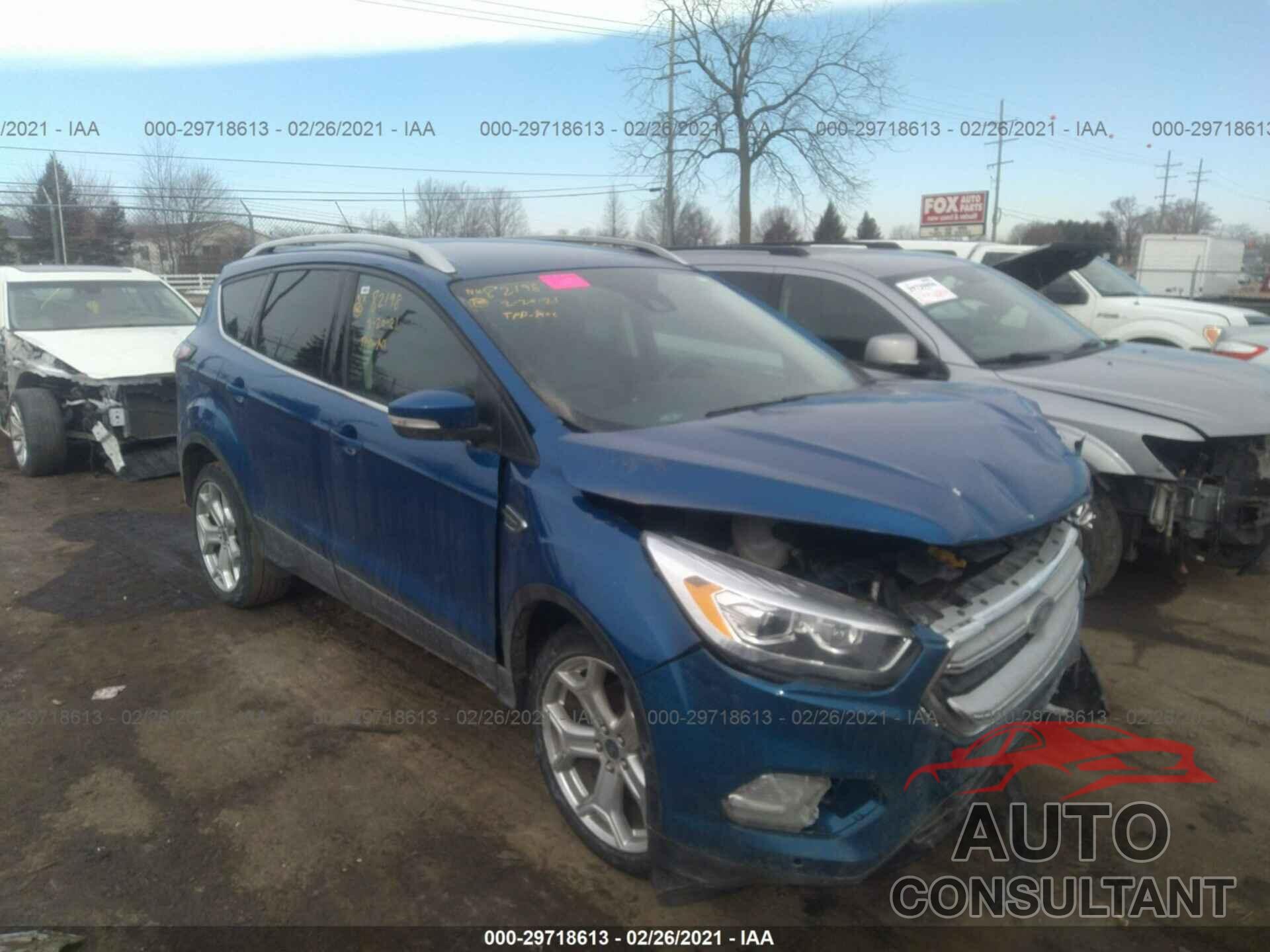 FORD ESCAPE 2018 - 1FMCU9J96JUD18374