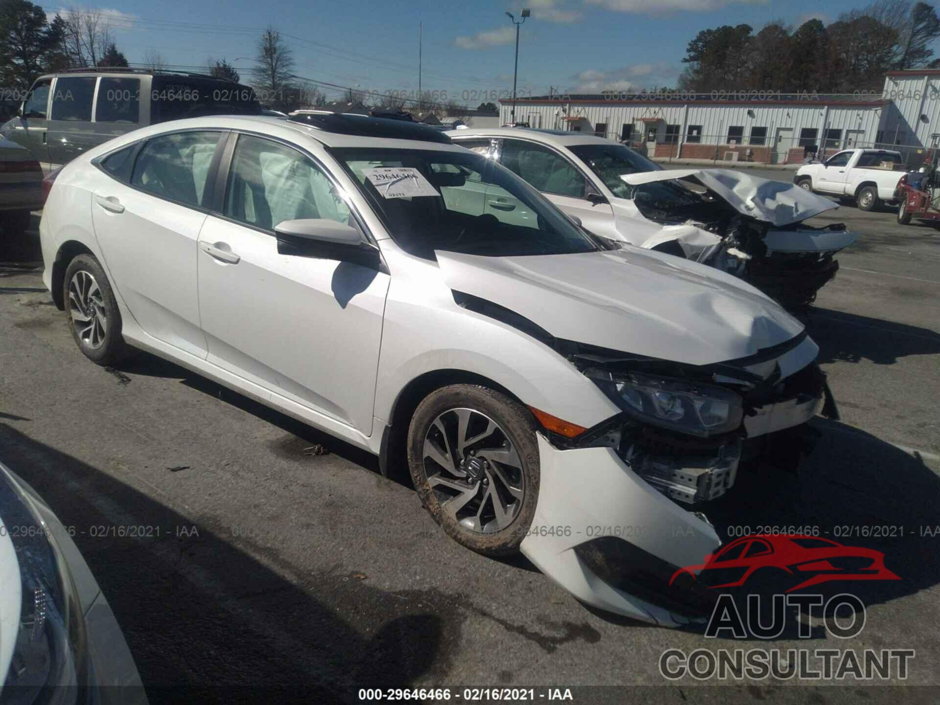 HONDA CIVIC SEDAN 2018 - 2HGFC2F79JH558137