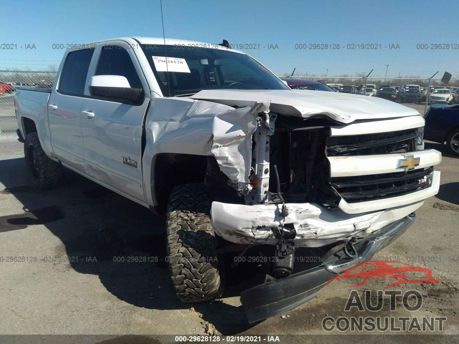 CHEVROLET SILVERADO 1500 2018 - 3GCUKREC1JG496474