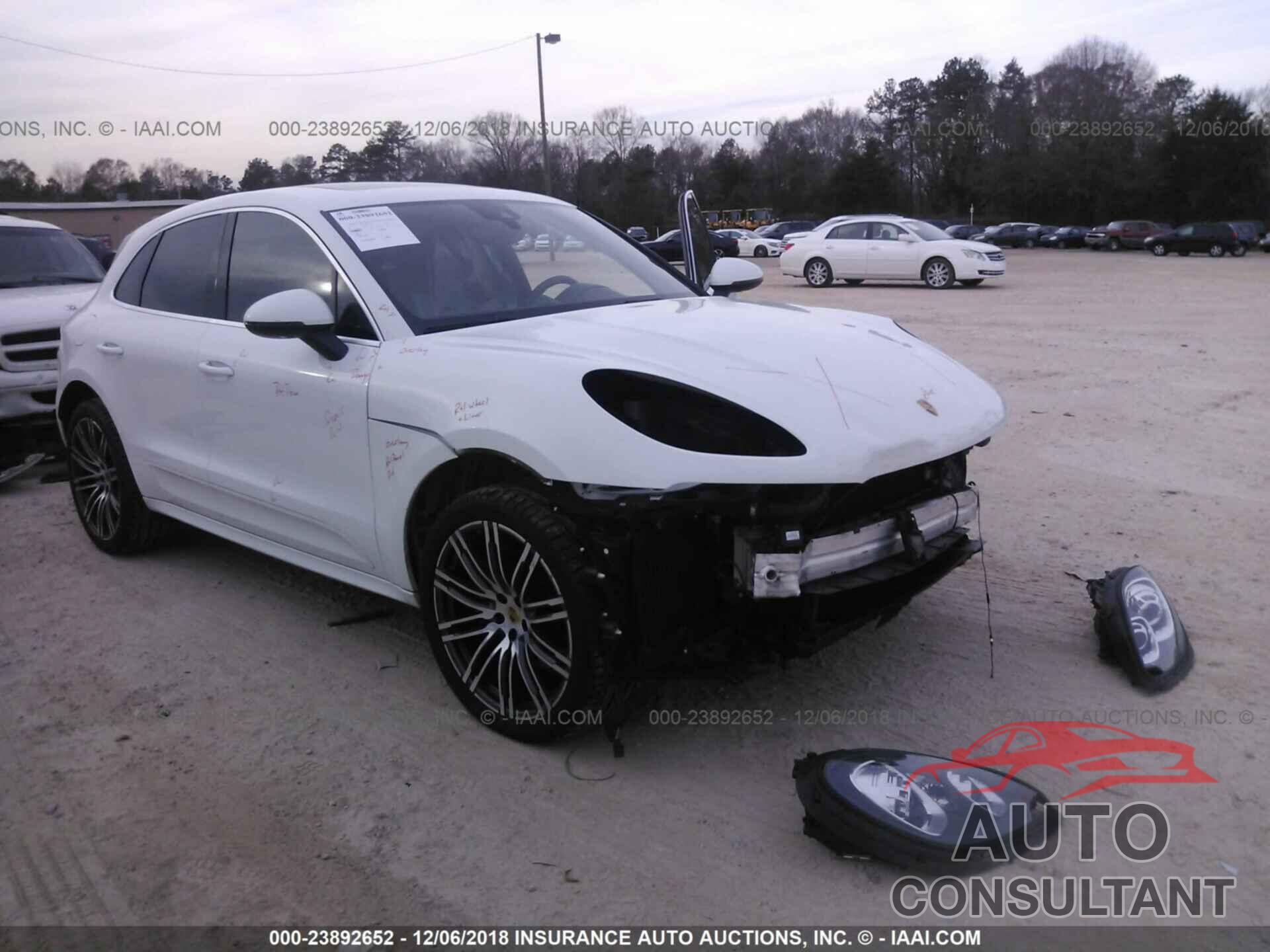 PORSCHE MACAN 2015 - WP1AF2A54FLB90464