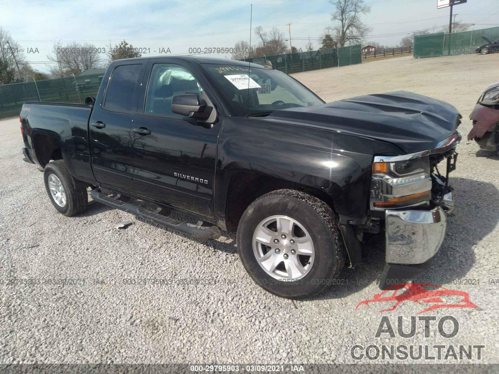 CHEVROLET SILVERADO 1500 2018 - 1GCVKREH5JZ187137