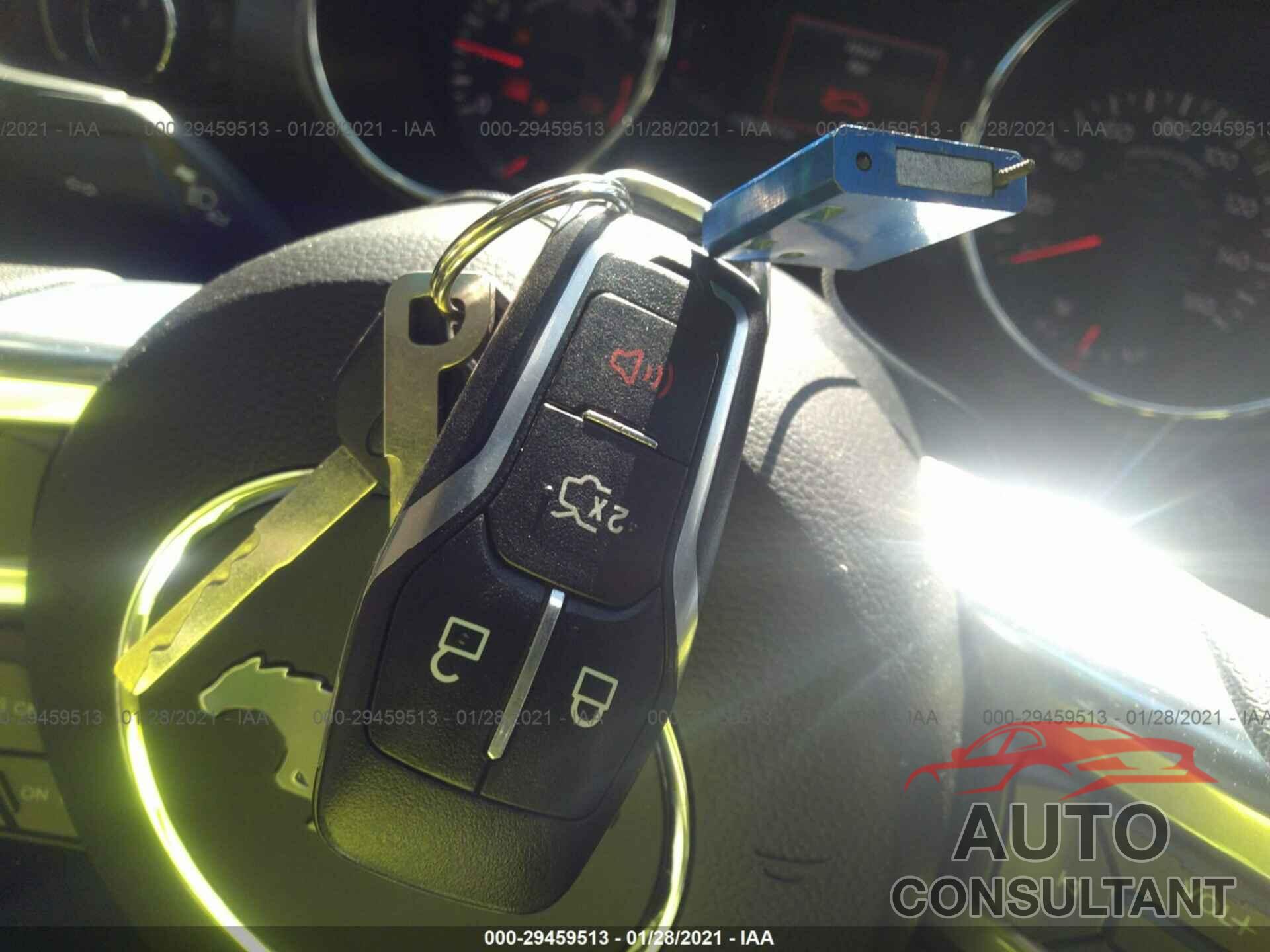 FORD MUSTANG 2016 - 1FA6P8CF2G5333632