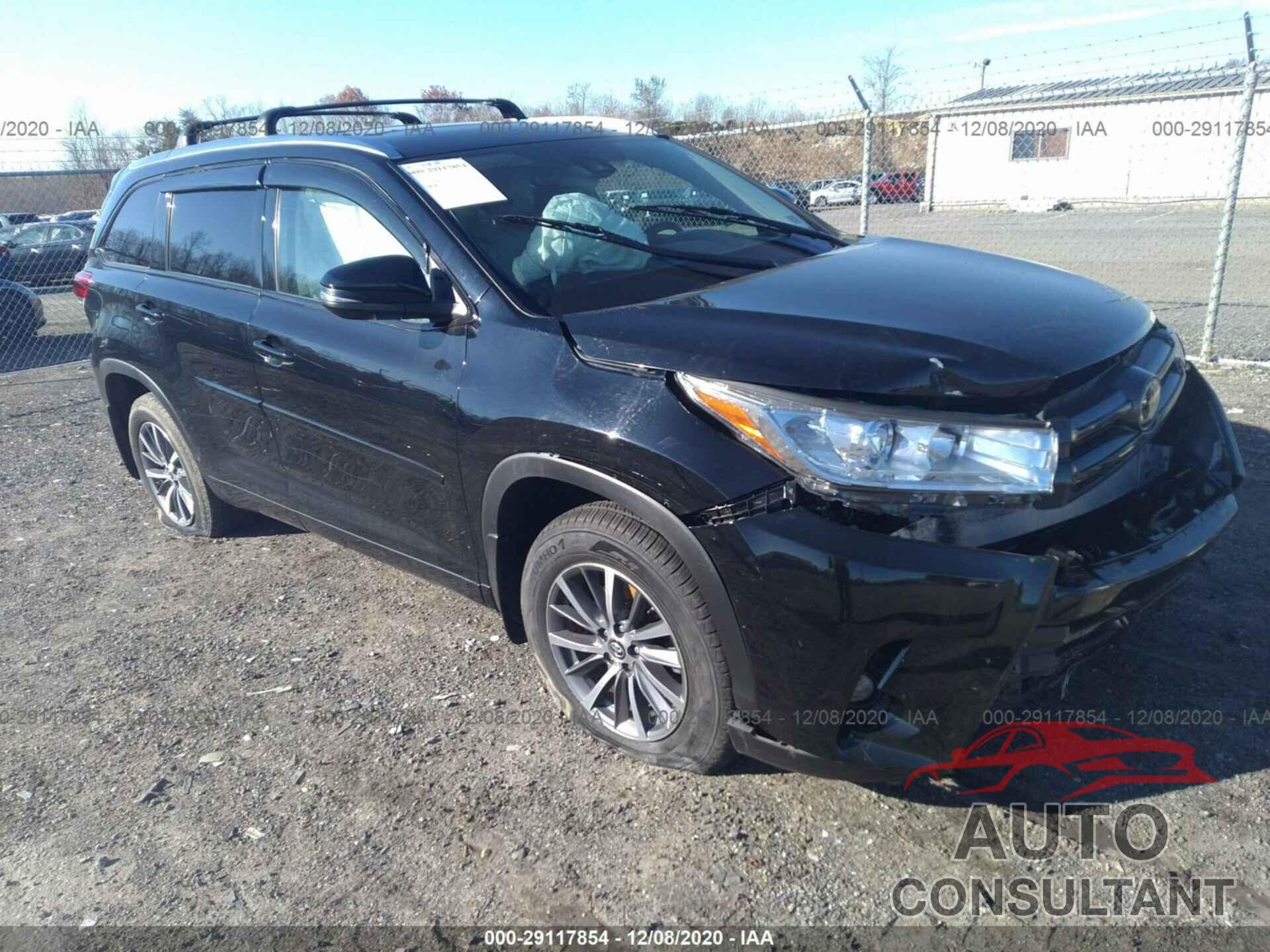 TOYOTA HIGHLANDER 2017 - 5TDJZRFH1HS516386