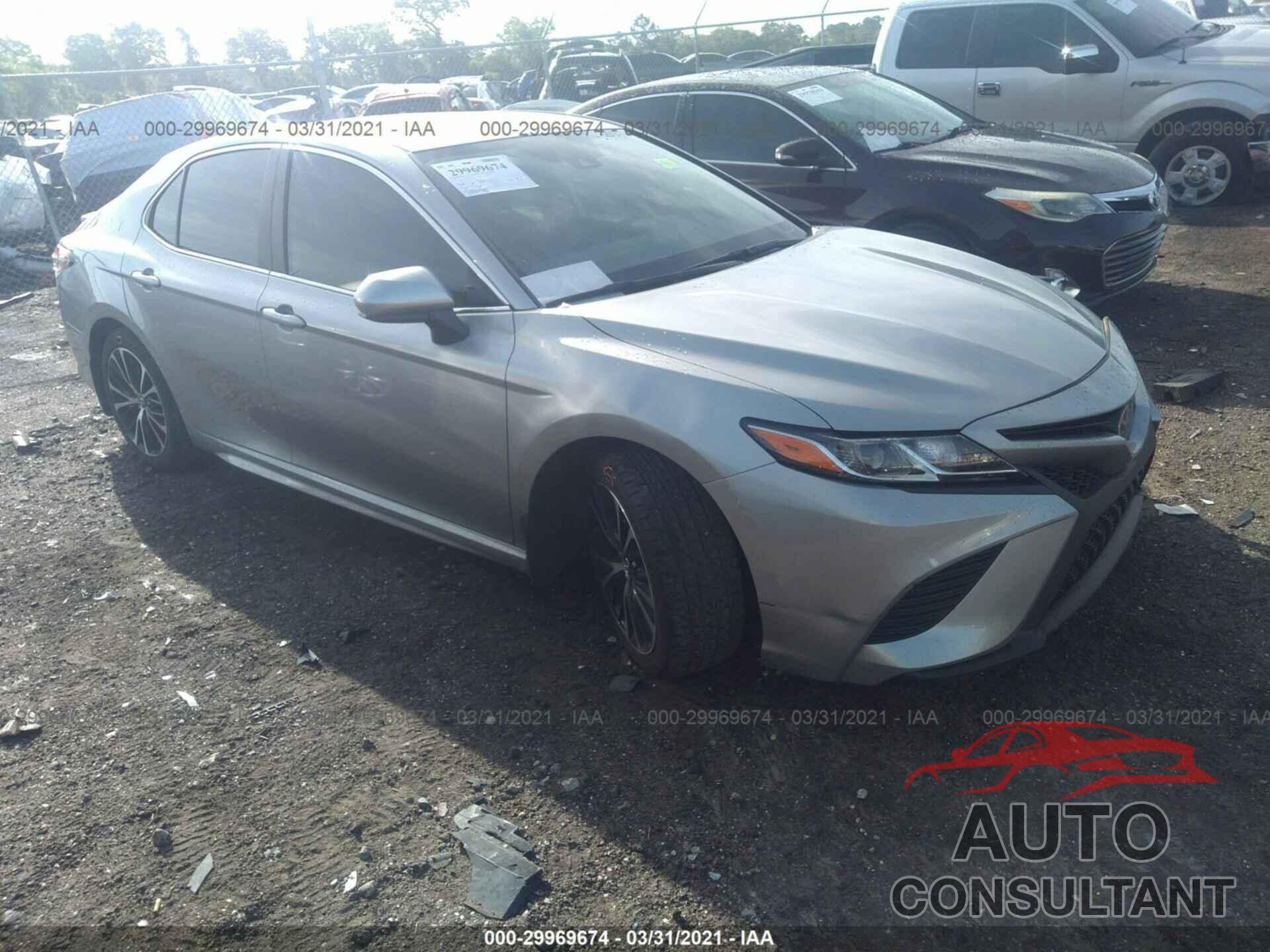 TOYOTA CAMRY 2019 - 4T1B11HK1KU177102