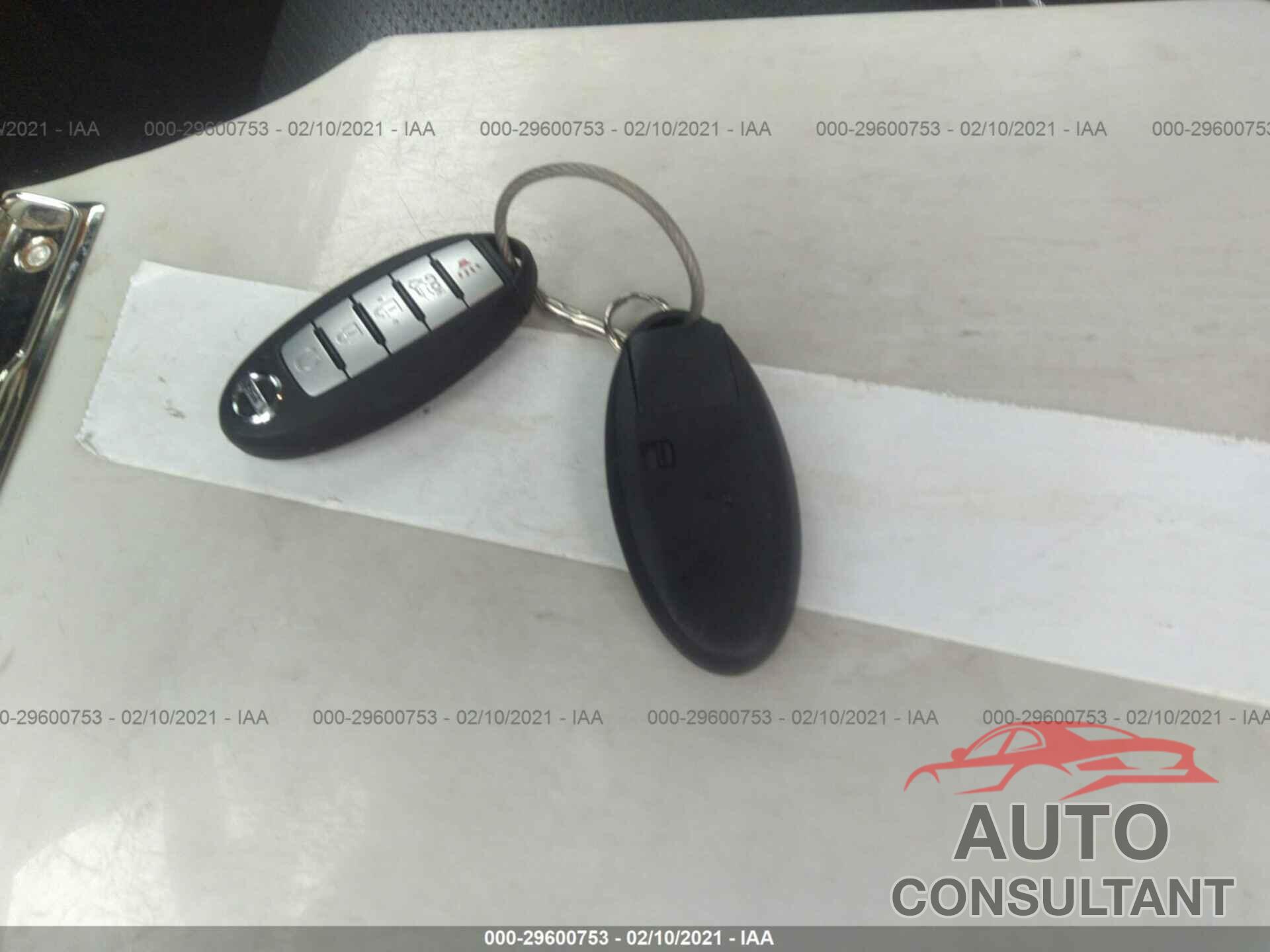 NISSAN ROGUE 2019 - 5N1AT2MT0KC777058