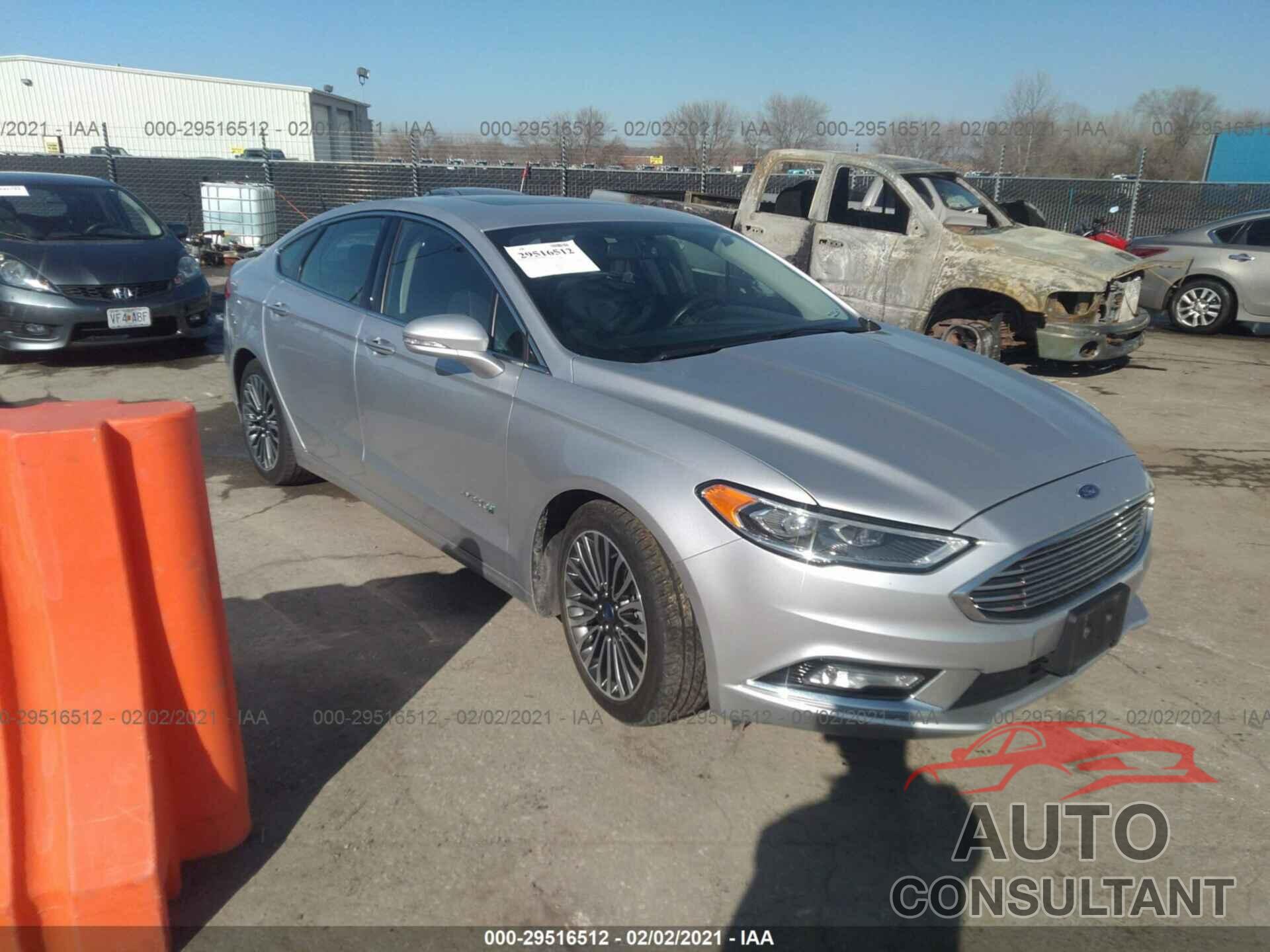 FORD FUSION HYBRID 2018 - 3FA6P0RU4JR163348