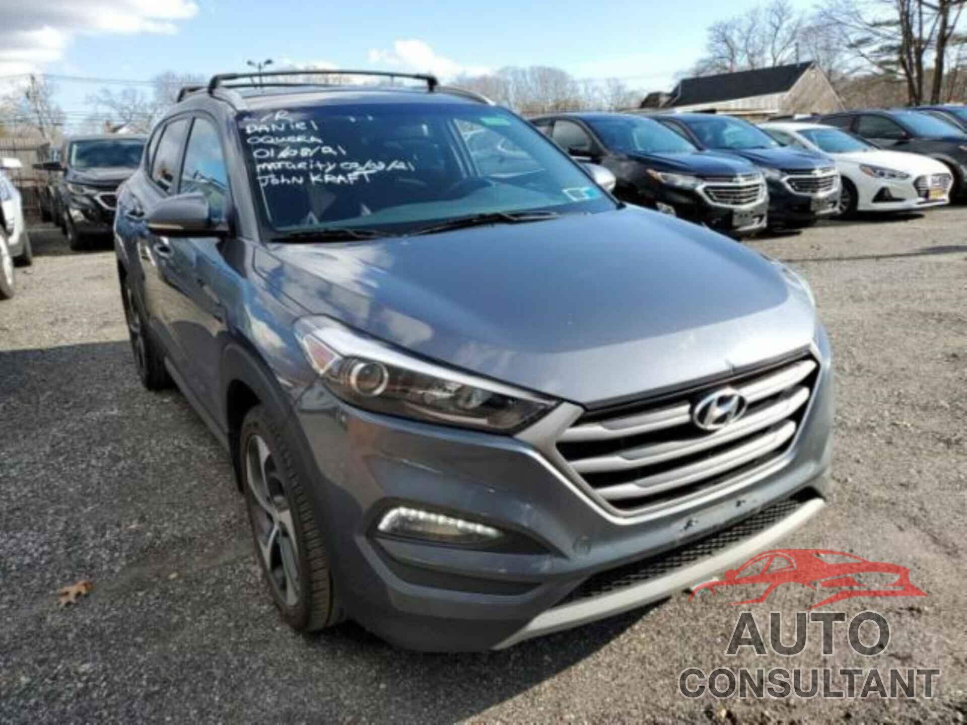 HYUNDAI TUCSON 2017 - KM8J3CA21HU337161
