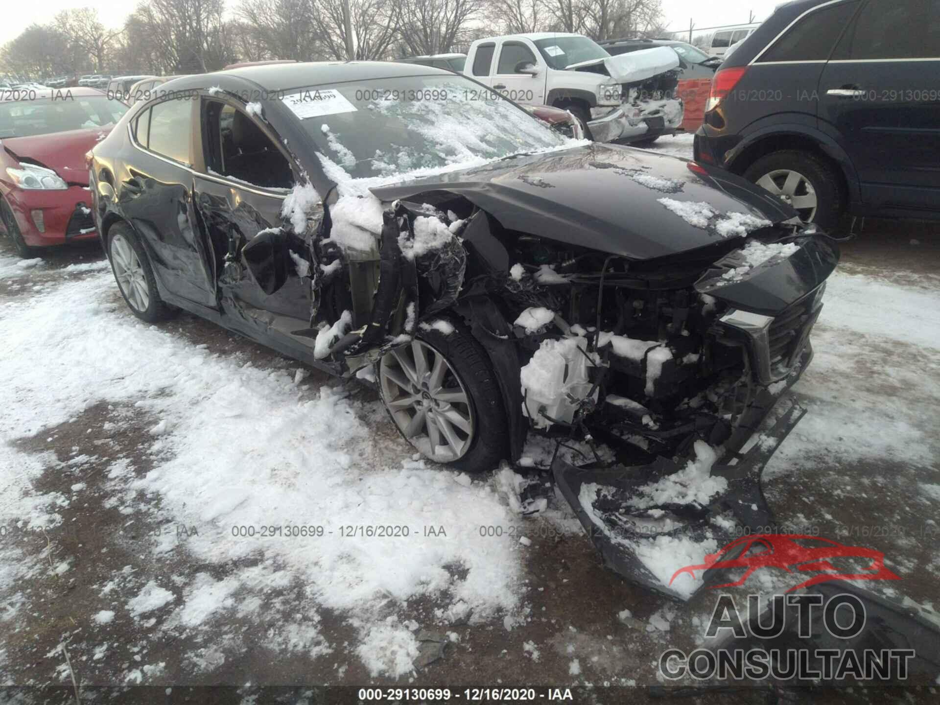 MAZDA MAZDA3 4-DOOR 2017 - 3MZBN1V70HM140996