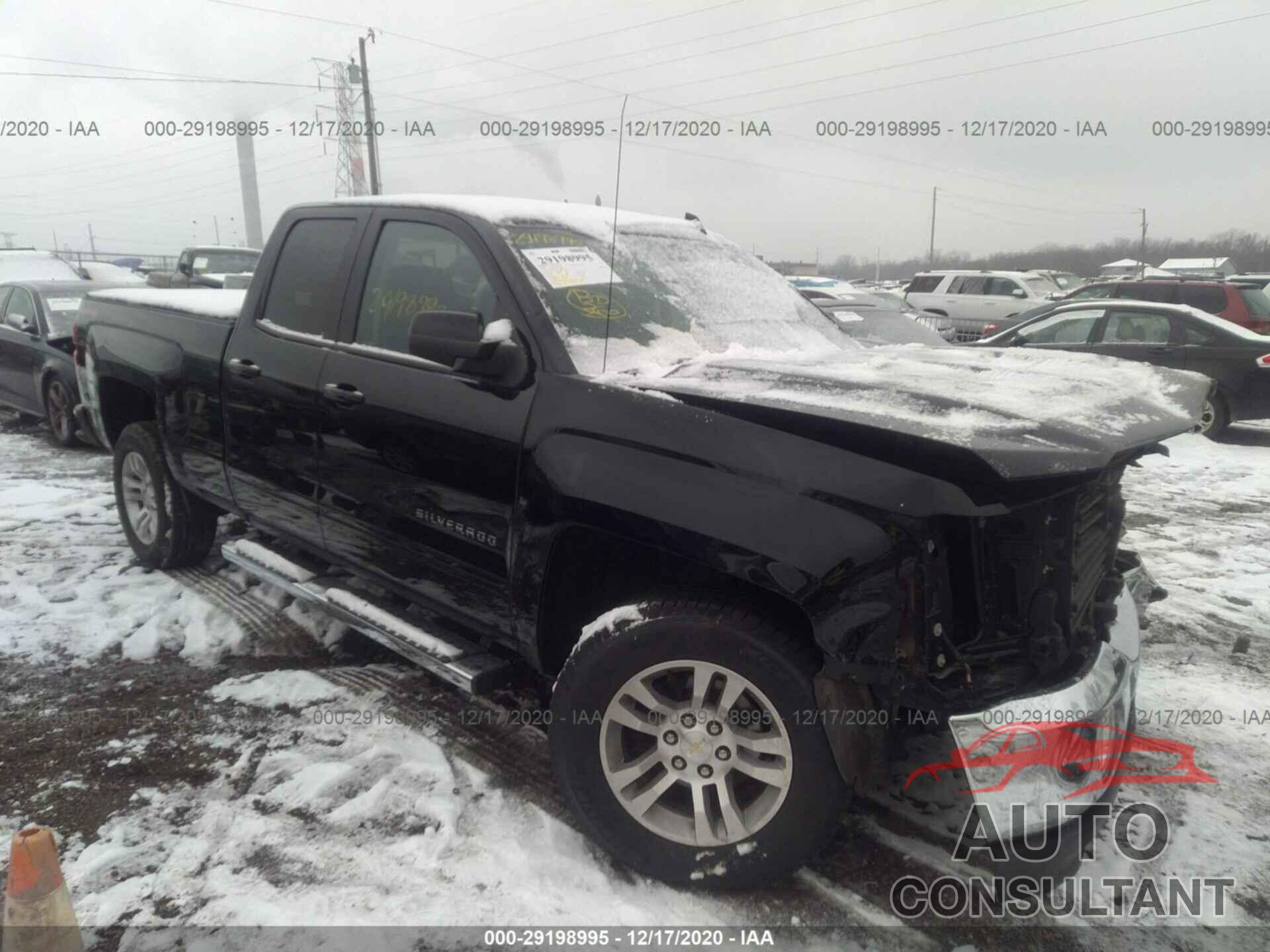 CHEVROLET SILVERADO 1500 2017 - 1GCVKREH6HZ124820