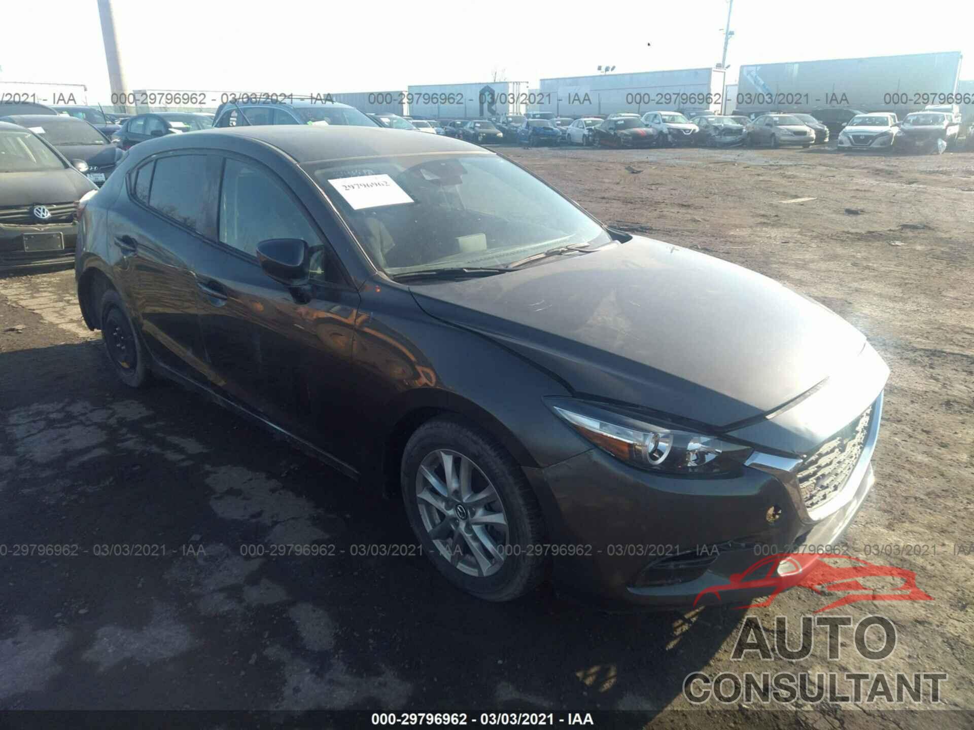 MAZDA MAZDA3 5-DOOR 2018 - 3MZBN1K7XJM176382