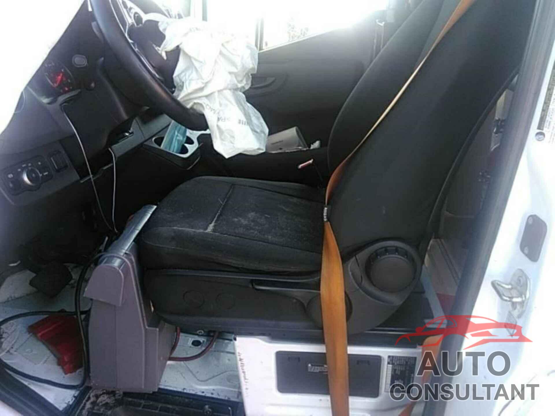 MERCEDES-BENZ SPRINTER CARGO VAN 2019 - WD3PF1CD5KP164432