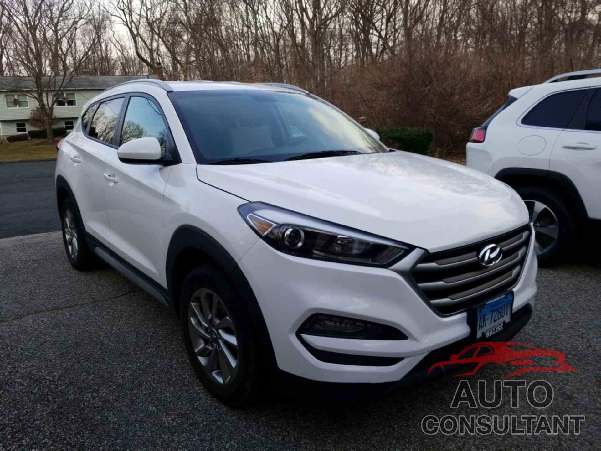 HYUNDAI TUCSON 2017 - KM8J3CA47HU512563