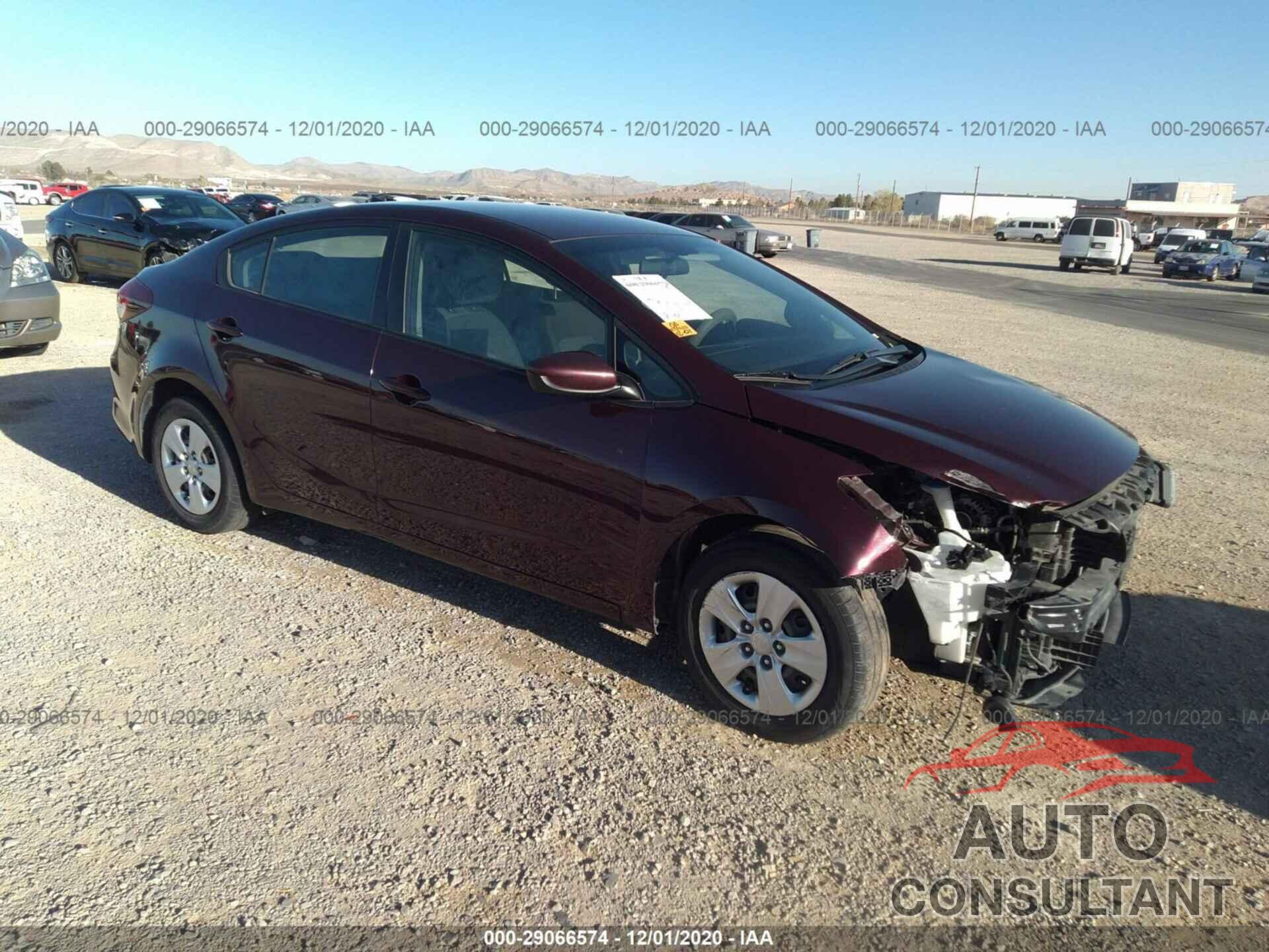 KIA FORTE 2018 - 3KPFL4A79JE175229