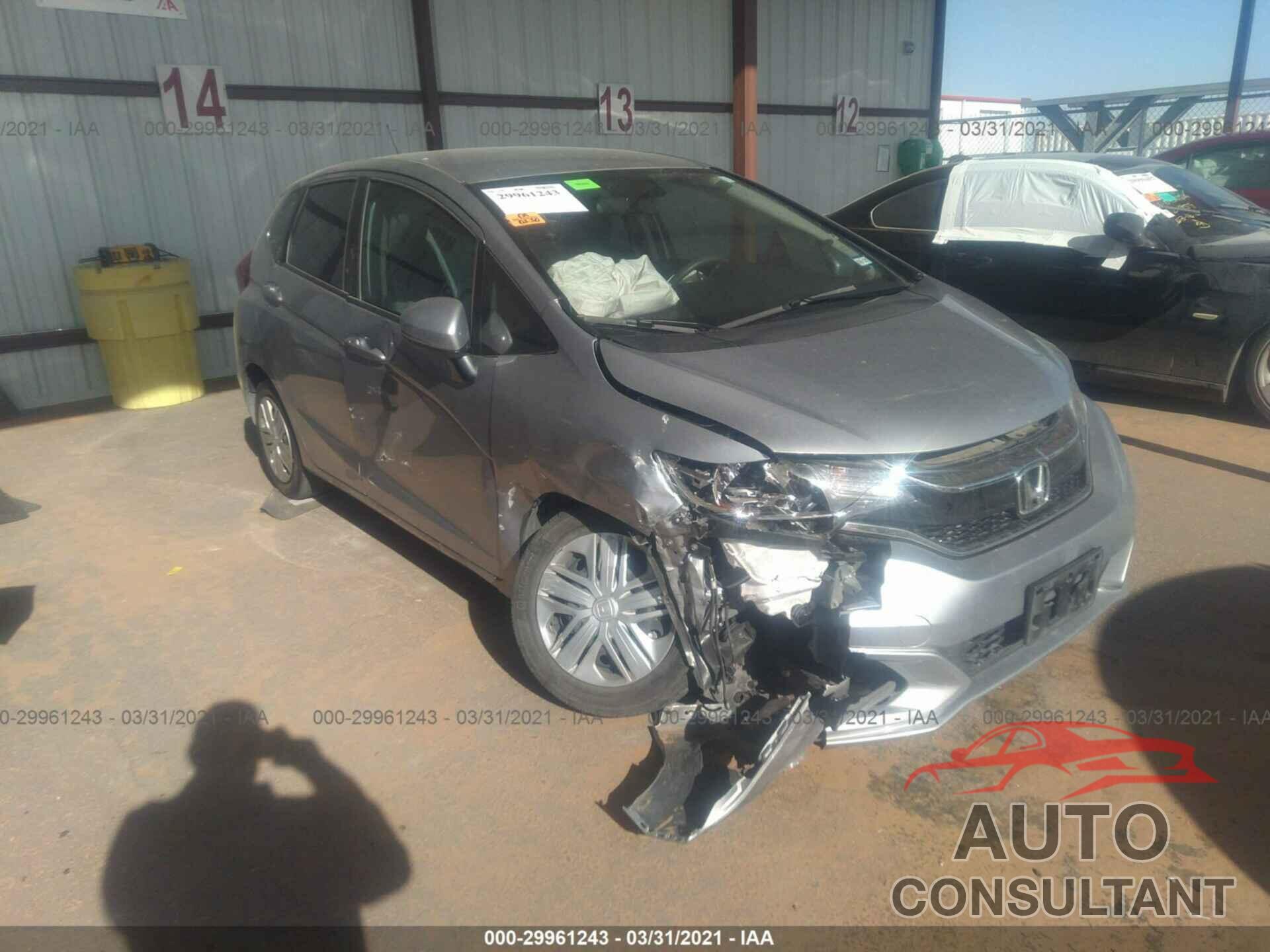 HONDA FIT 2019 - 3HGGK5H47KM721348