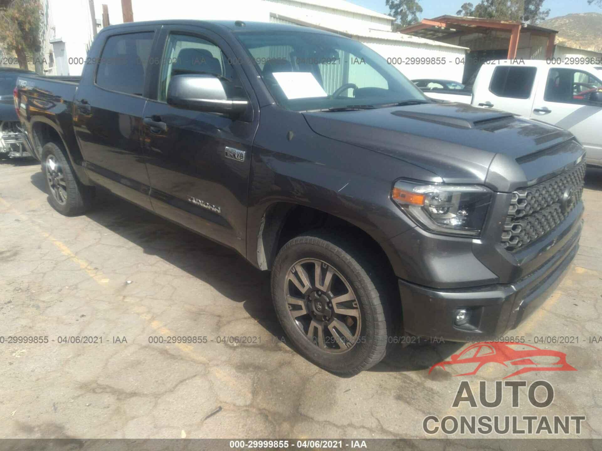 TOYOTA TUNDRA 4WD 2018 - 5TFDY5F18JX725829