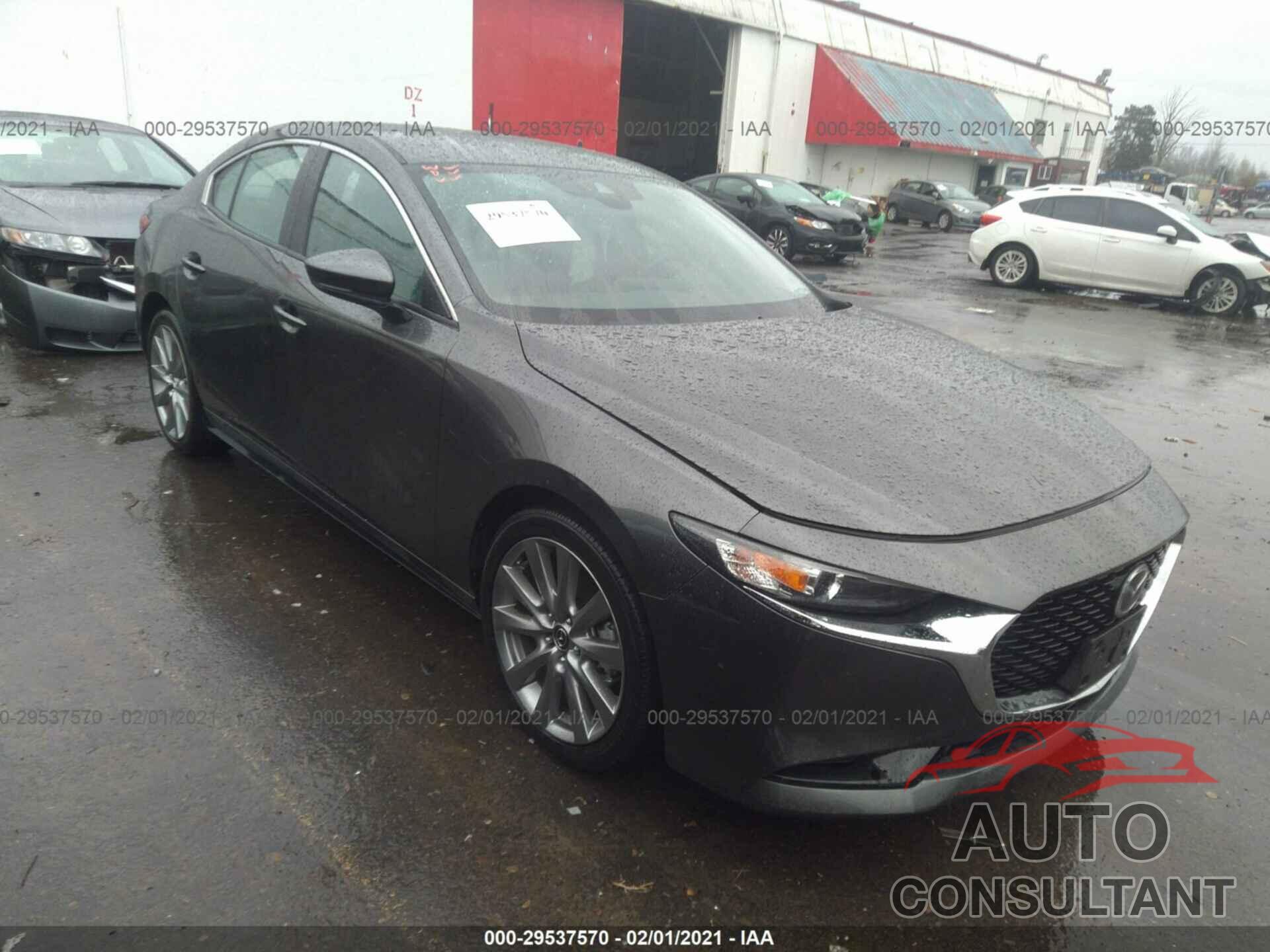 MAZDA MAZDA3 SEDAN 2019 - JM1BPACL4K1109641