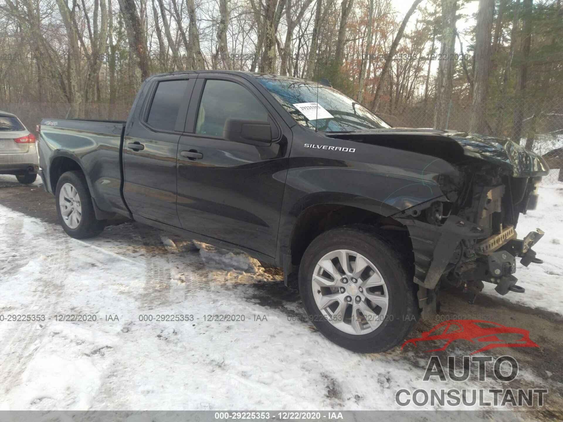 CHEVROLET SILVERADO 1500 2019 - 1GCRYBEF4KZ354448