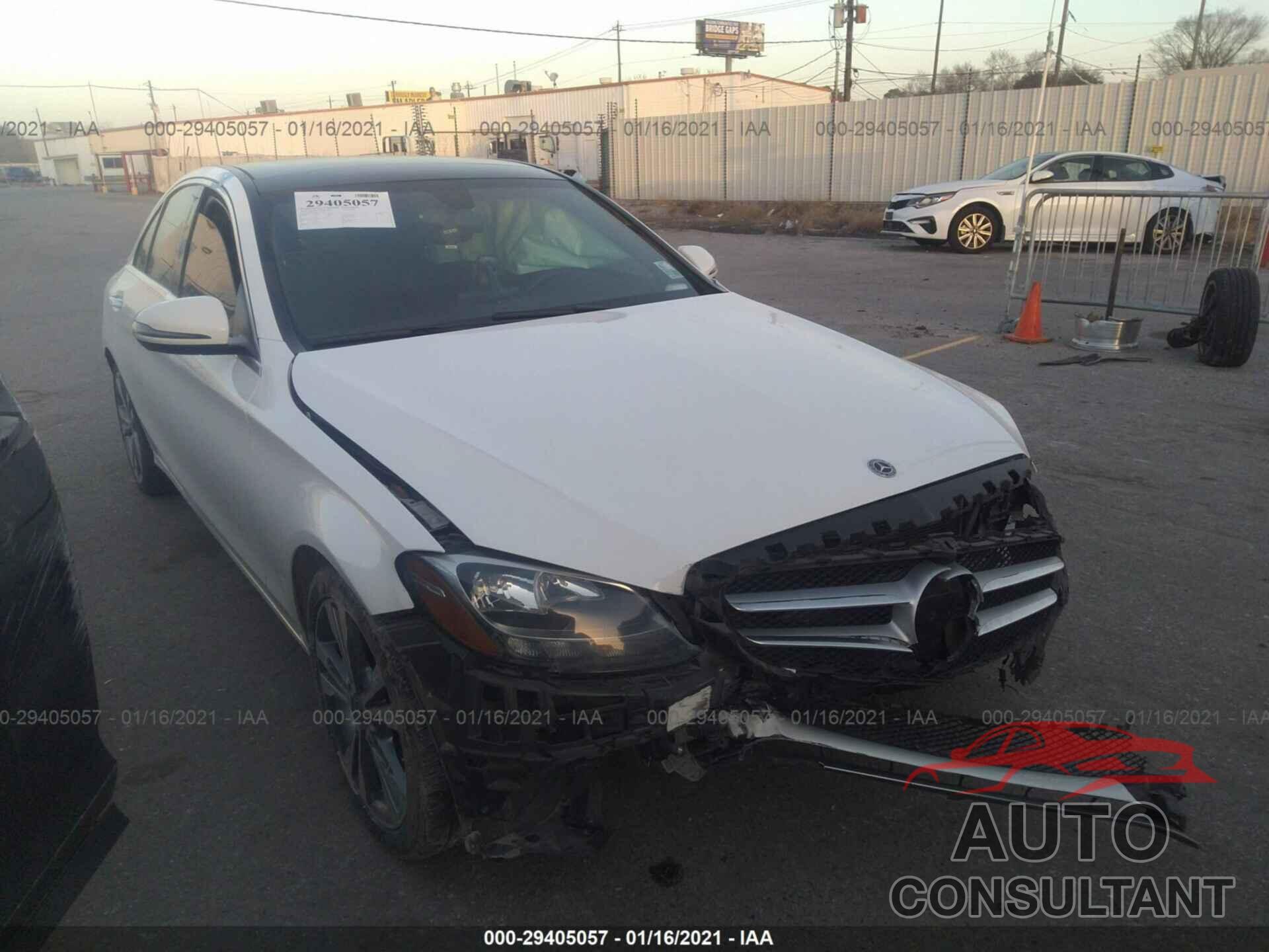 MERCEDES-BENZ C-CLASS 2018 - 55SWF4JB5JU238301
