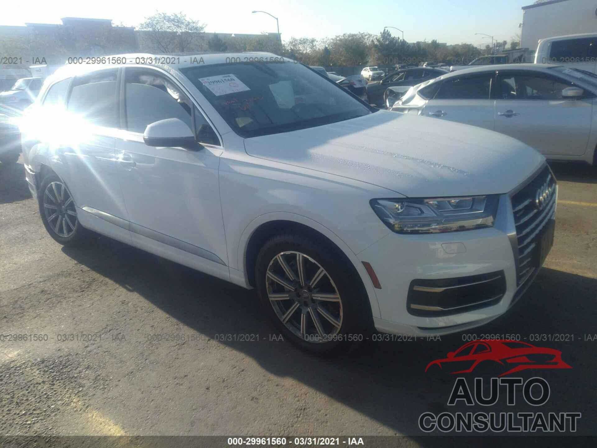 AUDI Q7 2018 - WA1LAAF71JD025739