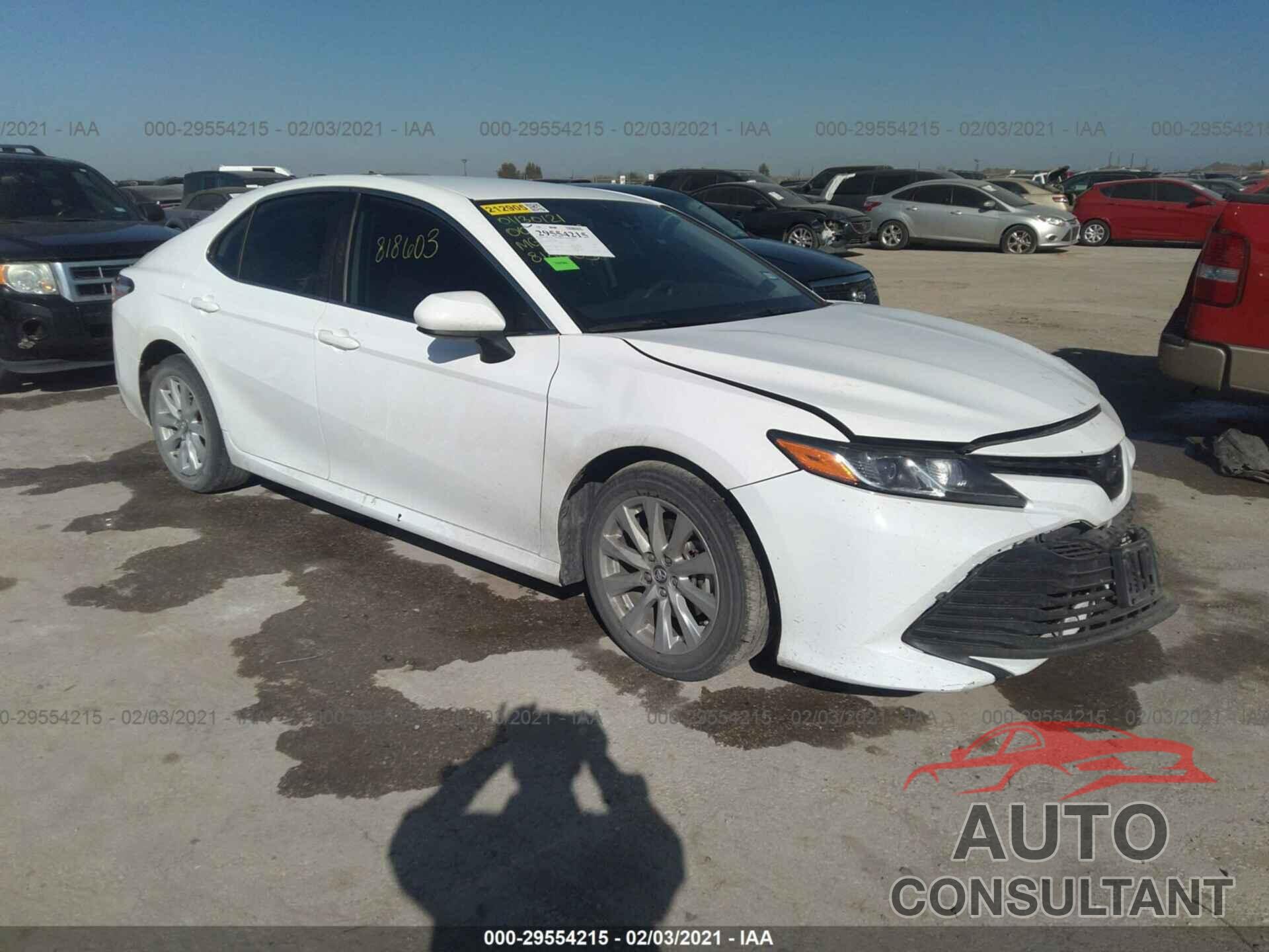 TOYOTA CAMRY 2019 - 4T1B11HK8KU818603