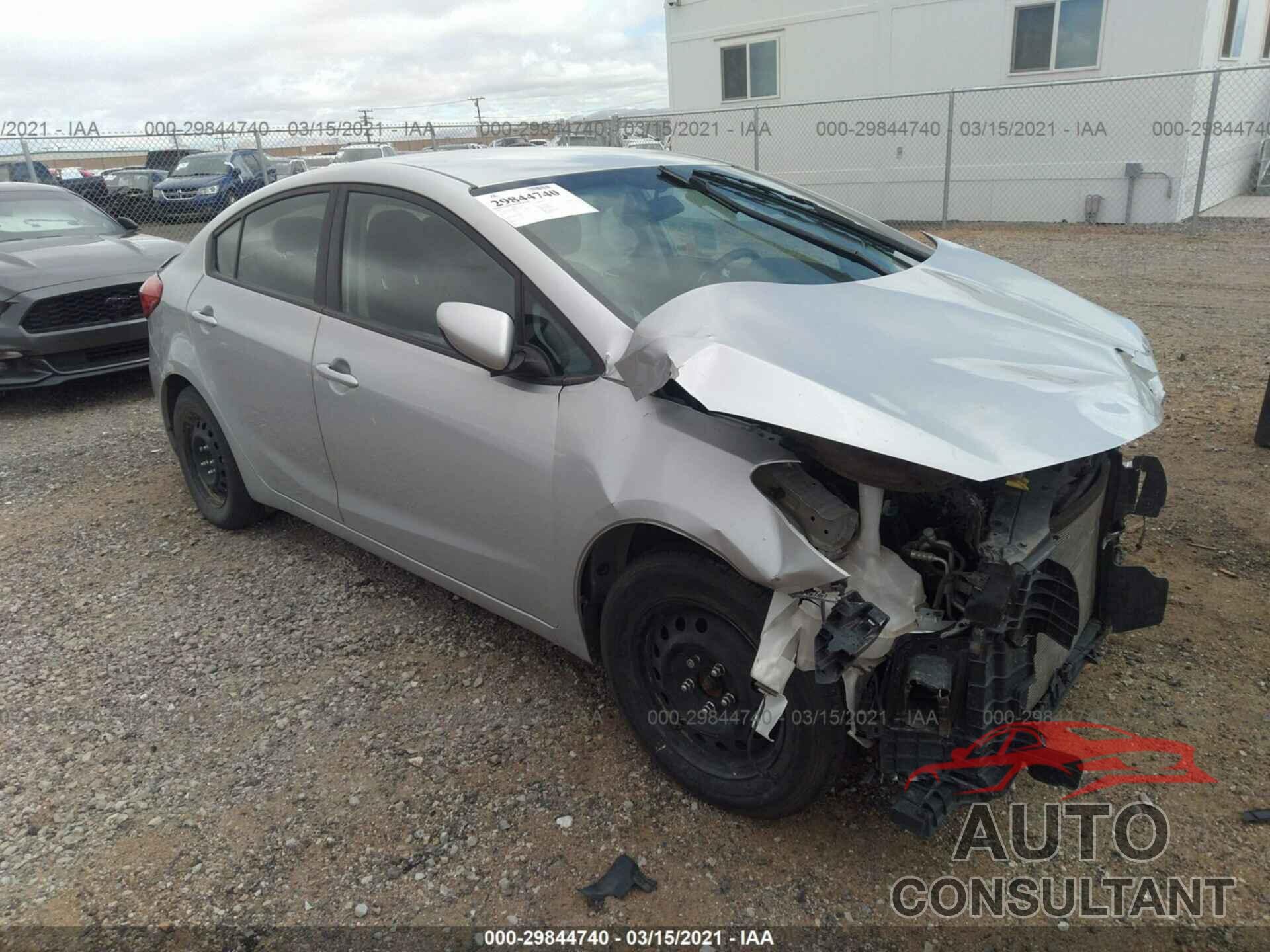 KIA FORTE 2016 - KNAFK4A62G5582403