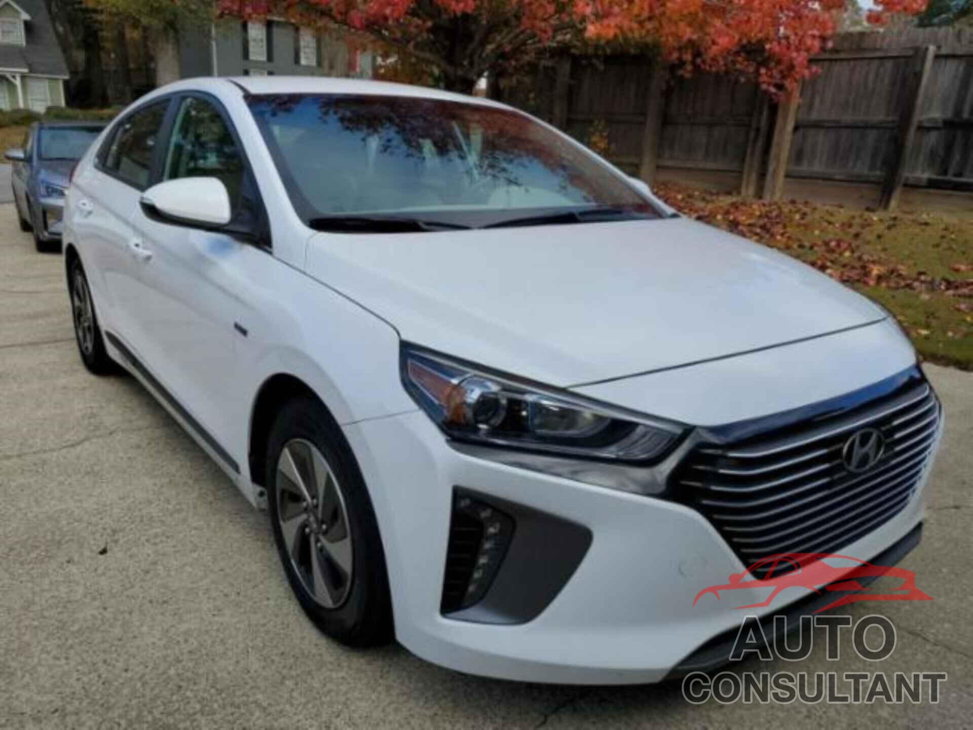 HYUNDAI IONIQ HYBRID 2018 - KMHC75LC9JU060313