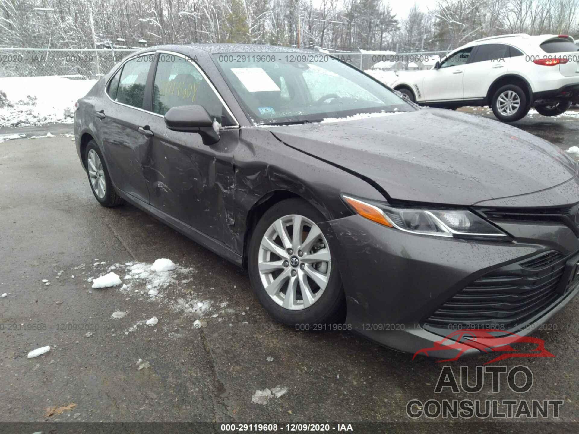 TOYOTA CAMRY 2019 - 4T1B11HK1KU241736