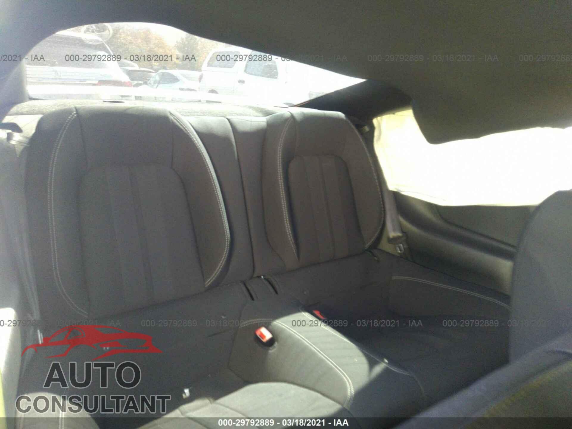 FORD MUSTANG 2019 - 1FA6P8CF7K5202673