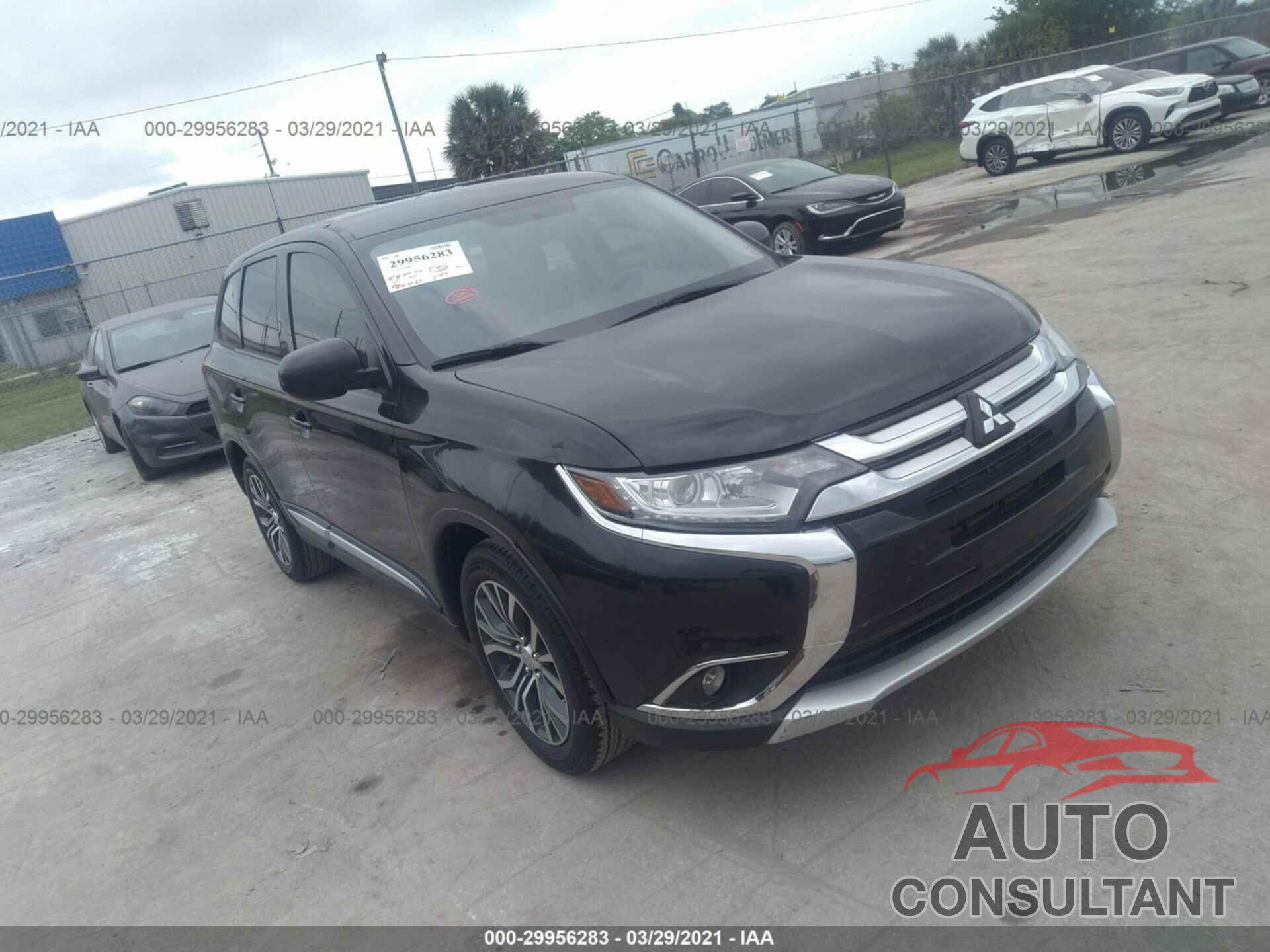 MITSUBISHI OUTLANDER 2017 - JA4AD2A36HZ014970