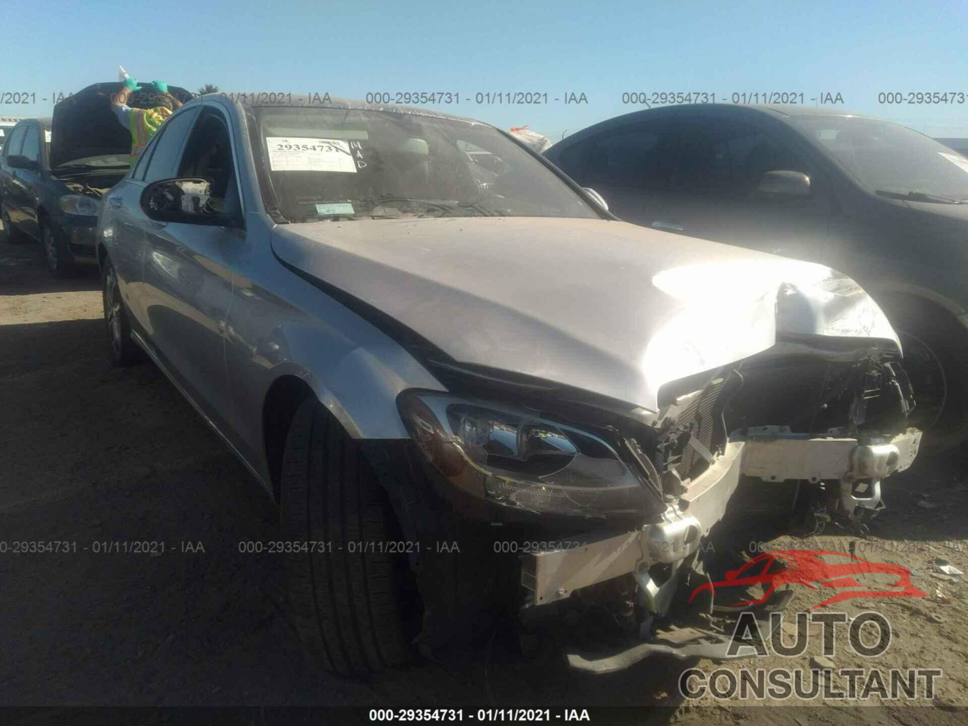 MERCEDES-BENZ C-CLASS 2016 - 55SWF4JB1GU166831