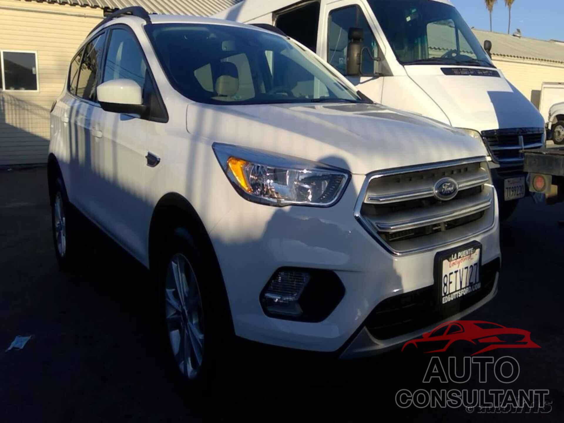 FORD ESCAPE 2018 - 1FMCU9GD7JUD39312
