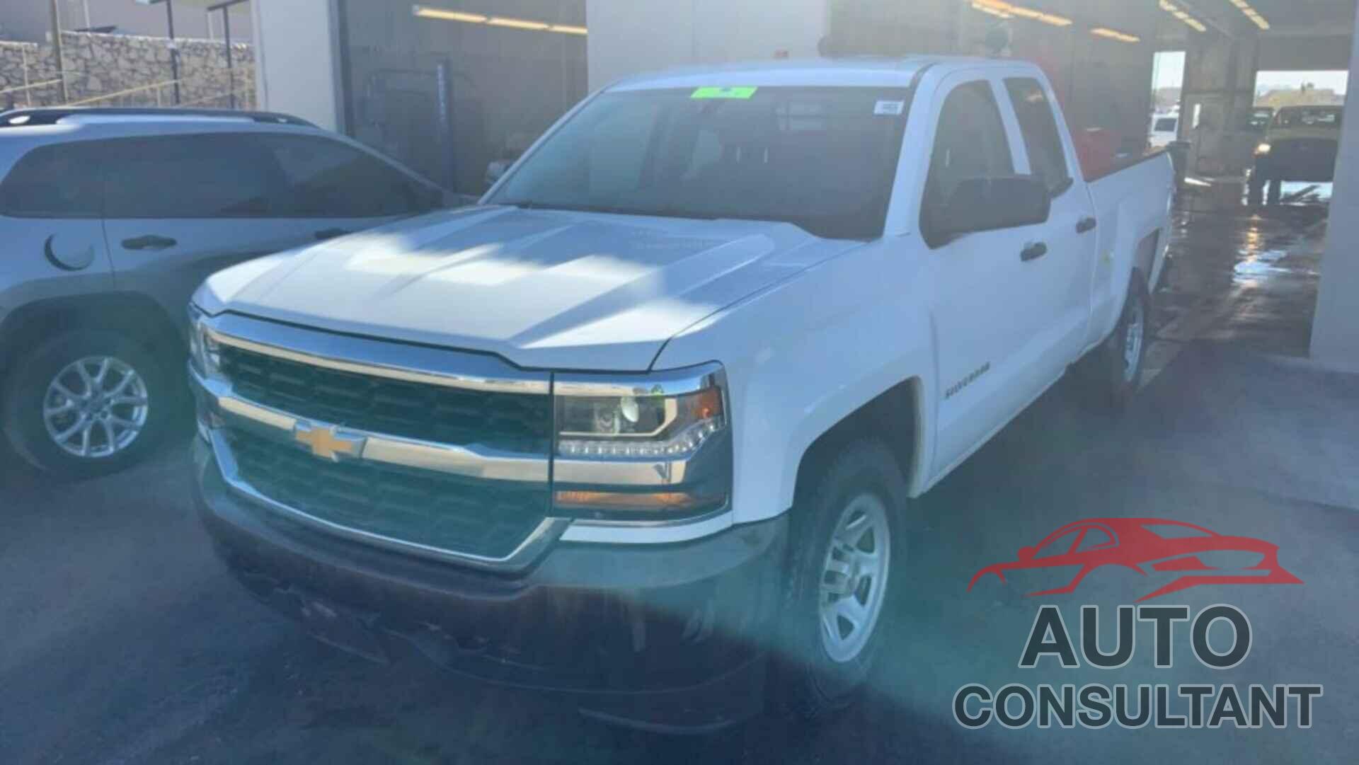CHEVROLET SILVERADO 1500 2017 - 1GCRCNEC3HZ312917