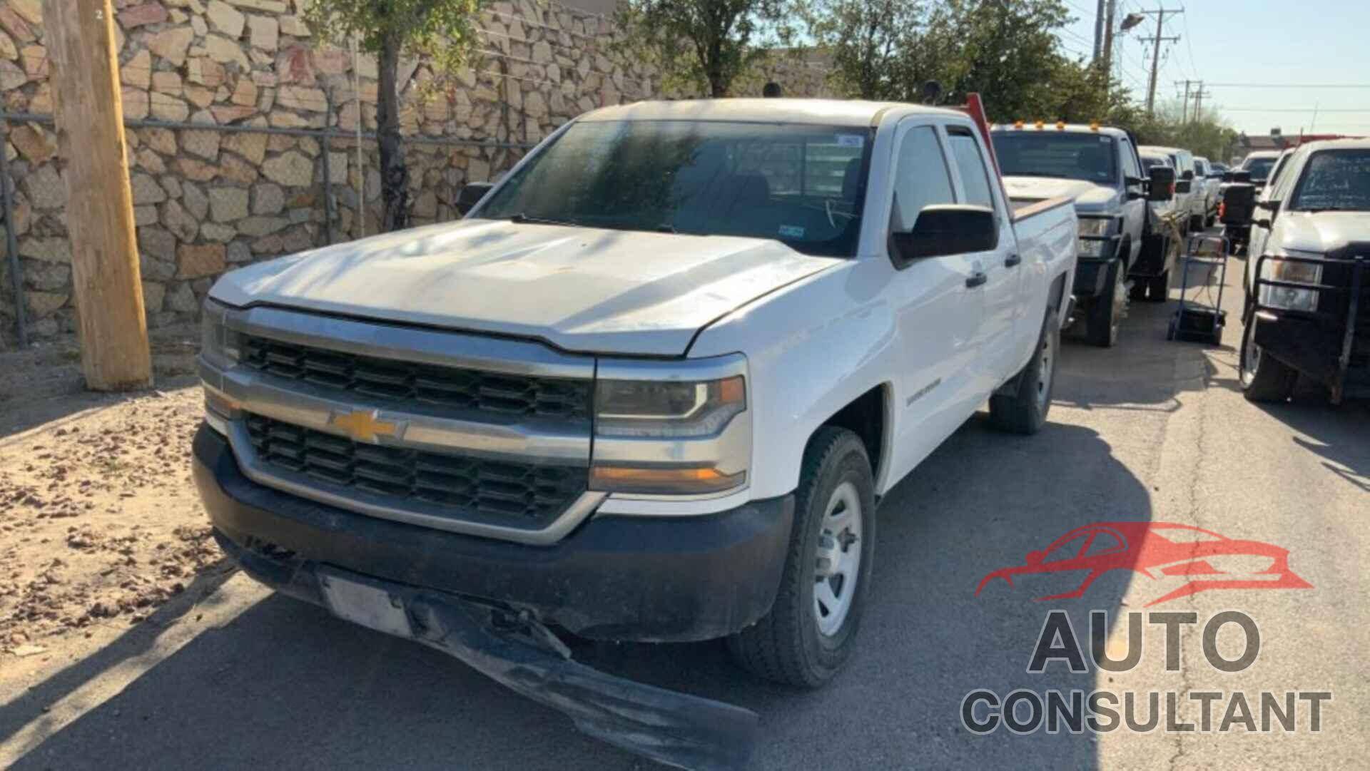 CHEVROLET SILVERADO 1500 2017 - 1GCRCNEC0HZ339878